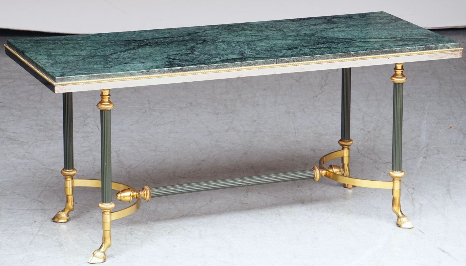 French Mid-Century Coffee or Cocktail Low Table of Brass with Green Marble Top For Sale 1