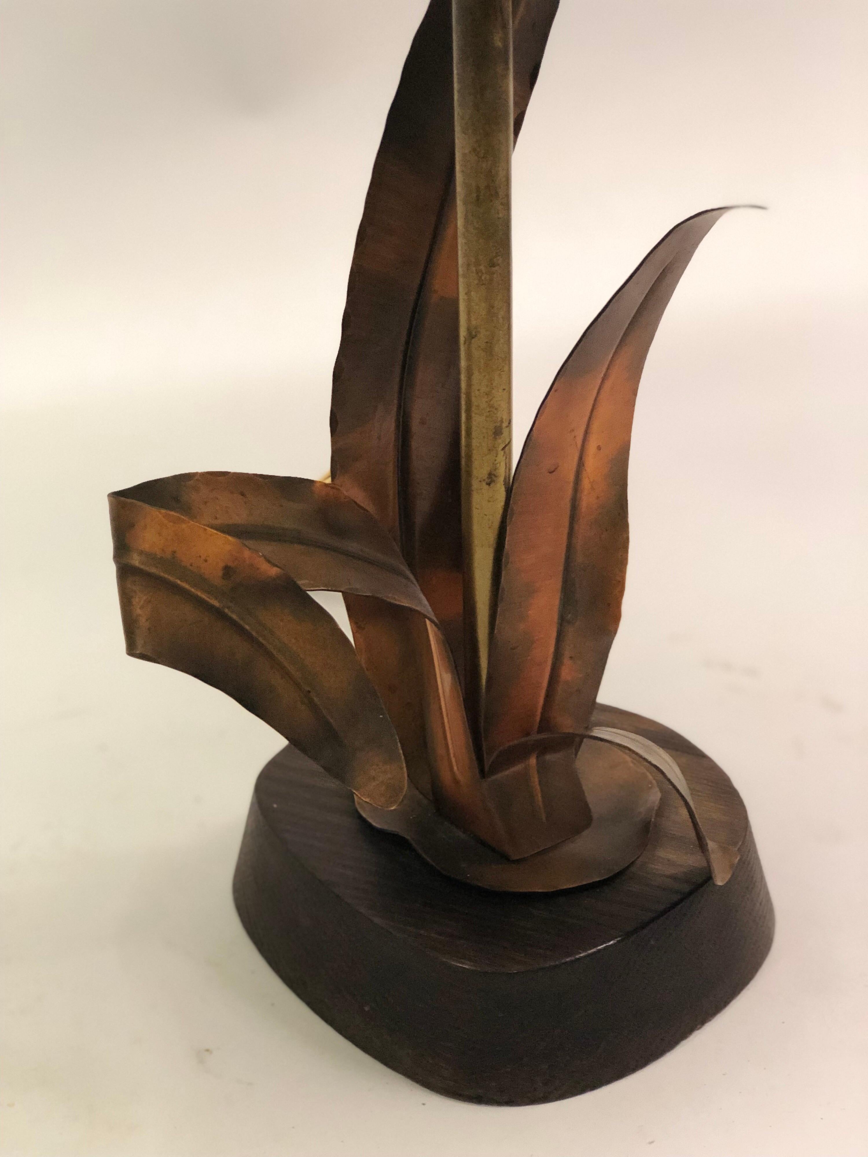 French Midcentury Copper, Bronze and Brass Floral Table Lamp by Maison Charles For Sale 3