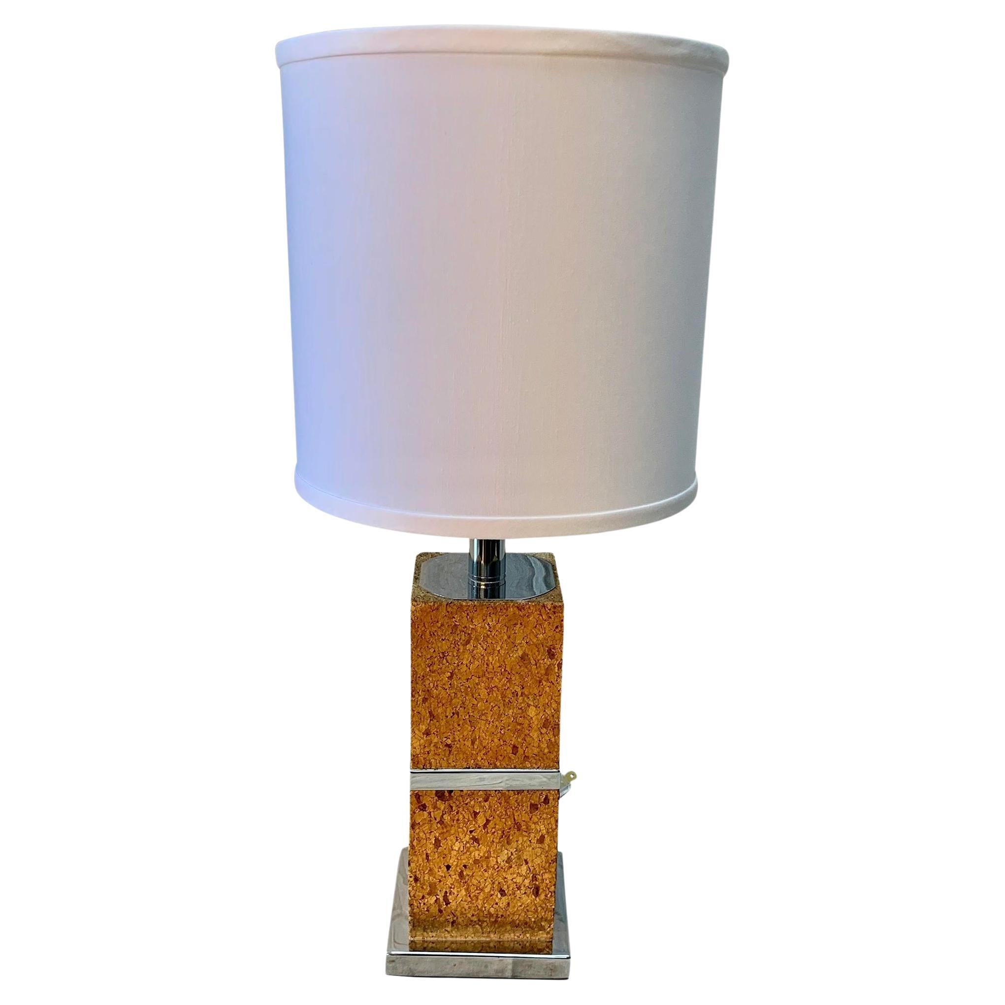 Französische Mid Century Kork und Chrom Tischlampe im Angebot