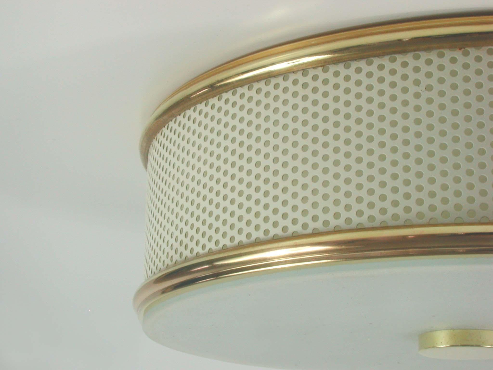 French Midcentury Cream White and Brass Matégot Style Flushmount, 1950s In Good Condition In NUEMBRECHT, NRW