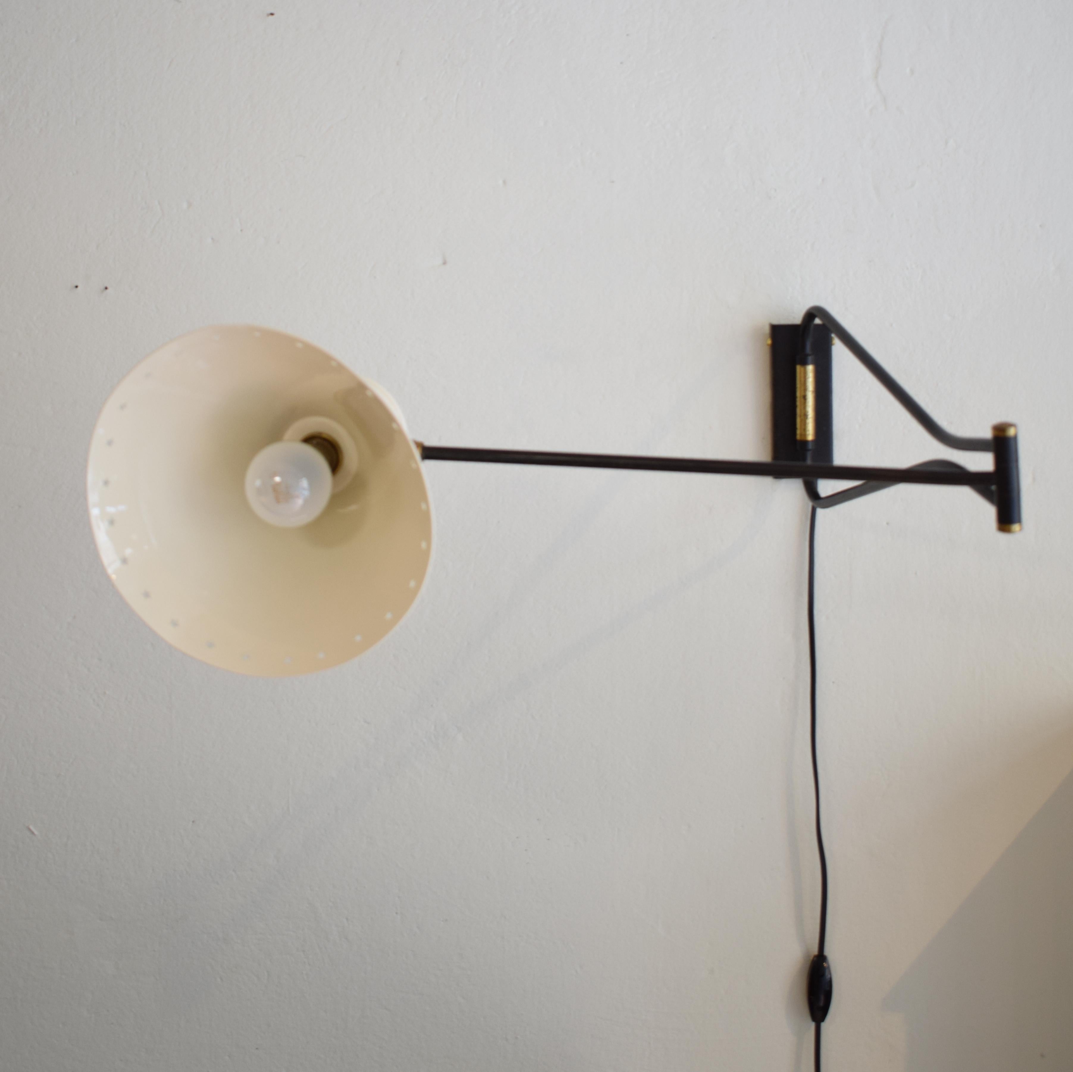 French Midcentury Creme Swing Arm Wall Light Lamp by Rene Mathieu / Lunel, 1950 3