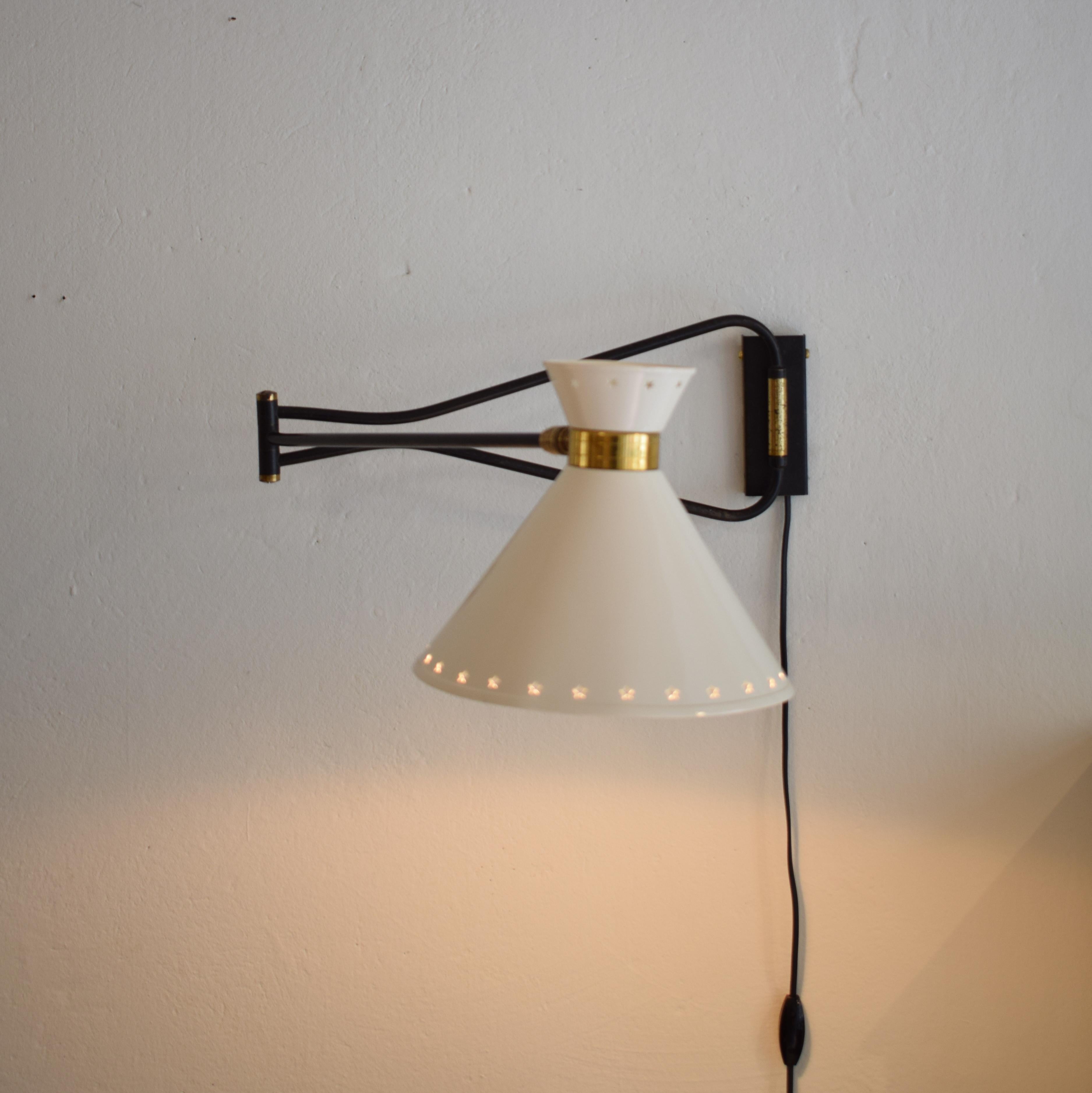 French Midcentury Creme Swing Arm Wall Light Lamp by Rene Mathieu / Lunel, 1950 10