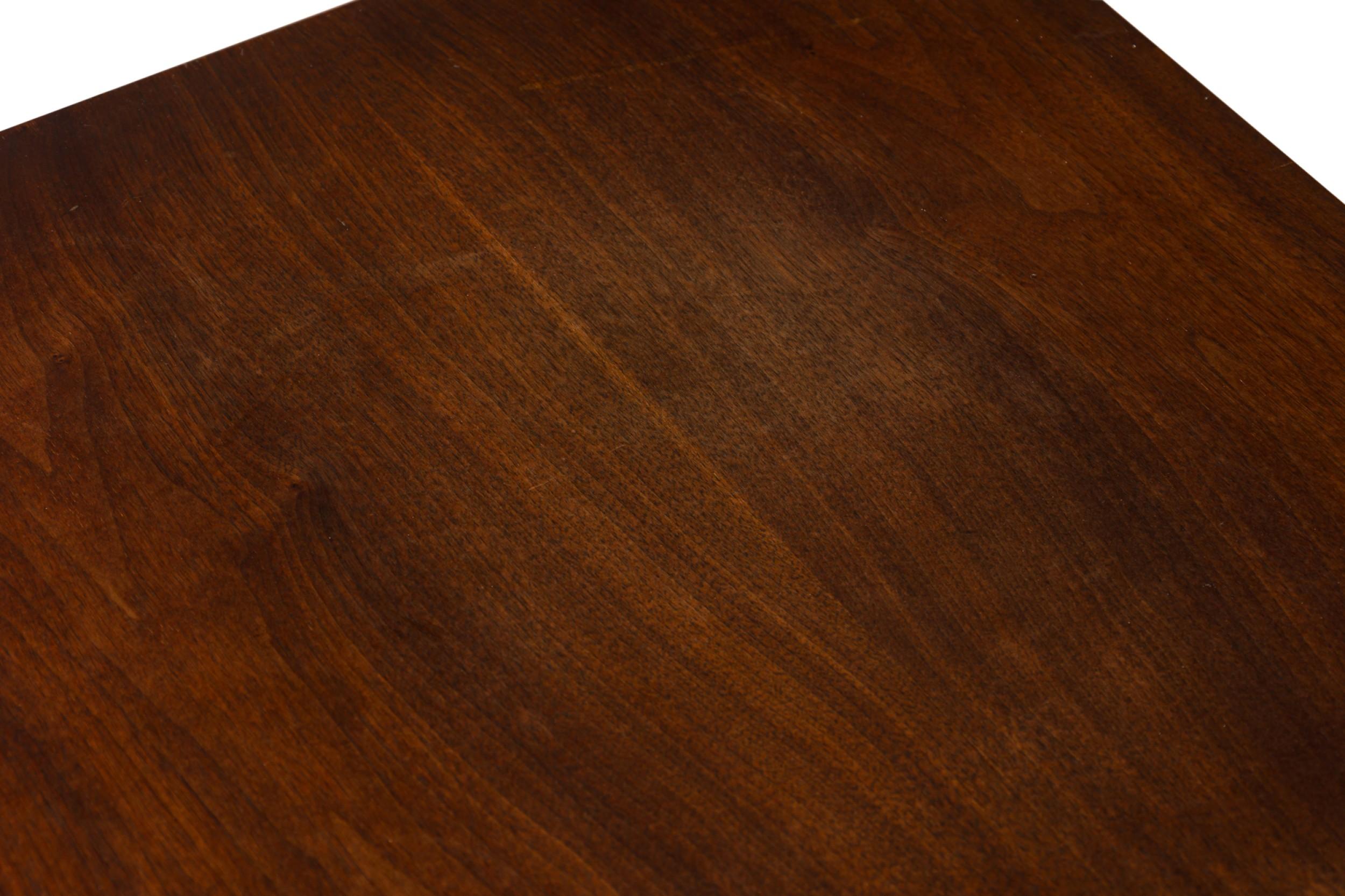 Credenza a quattro ante in noce scuro della metà del secolo scorso, stile Maxime Old in vendita 4