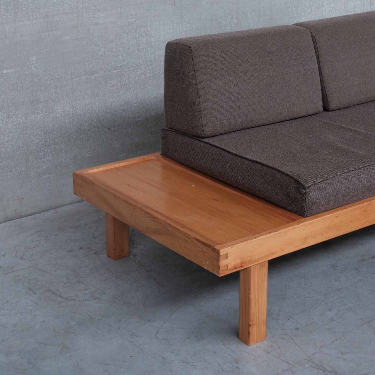 Cama de día francesa de mediados de siglo de Christian Durupt para Meribel Pino en venta