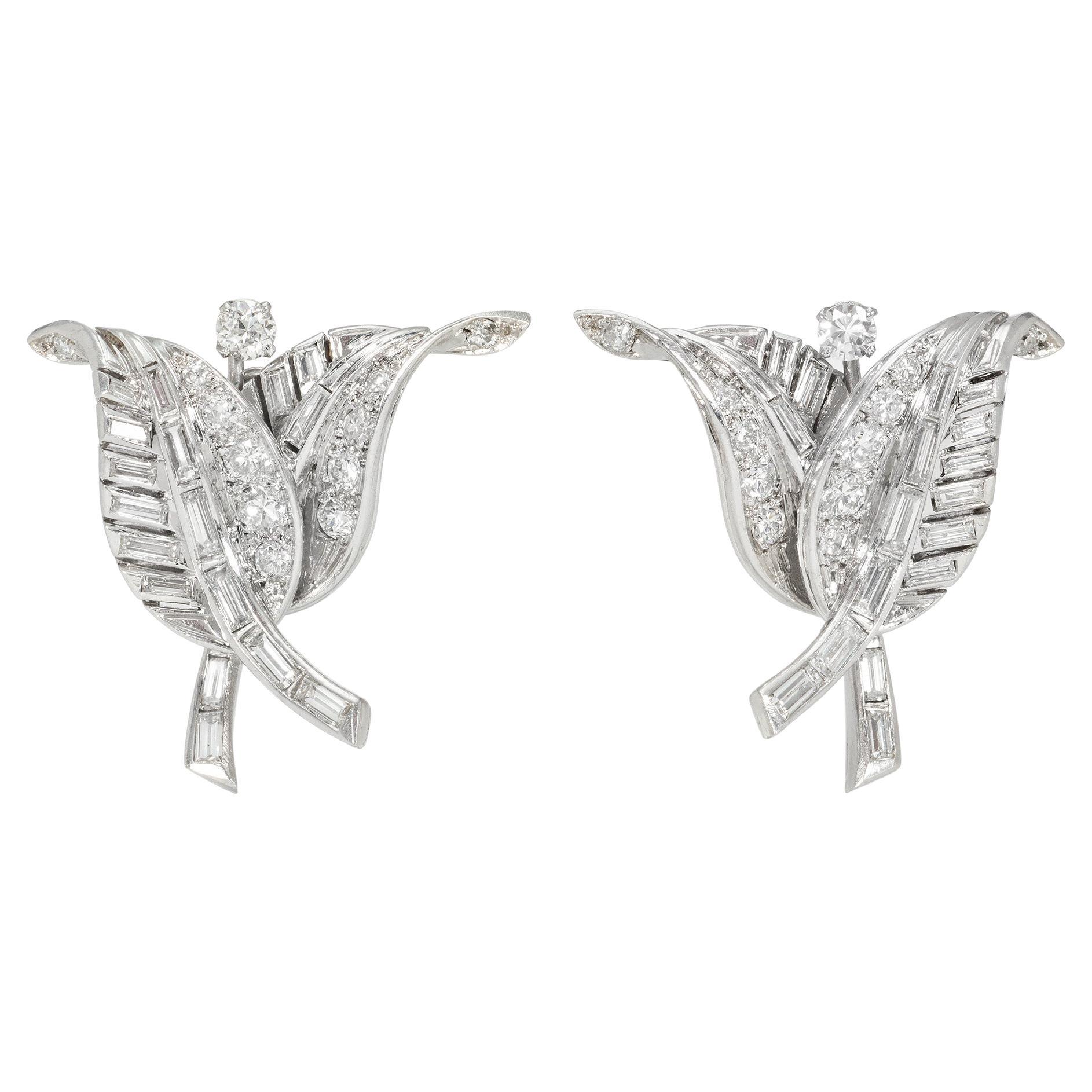 French Mid-Century Diamond and Platinum Clip Earrings of Overlapping Leaf Design For Sale