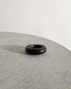 Cuenco francés de madera ebonizada de mediados de siglo de Odile Noll Fabricado en Francia, años 70