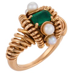 French Mid Century emerald pearl 18K yellow gold ring