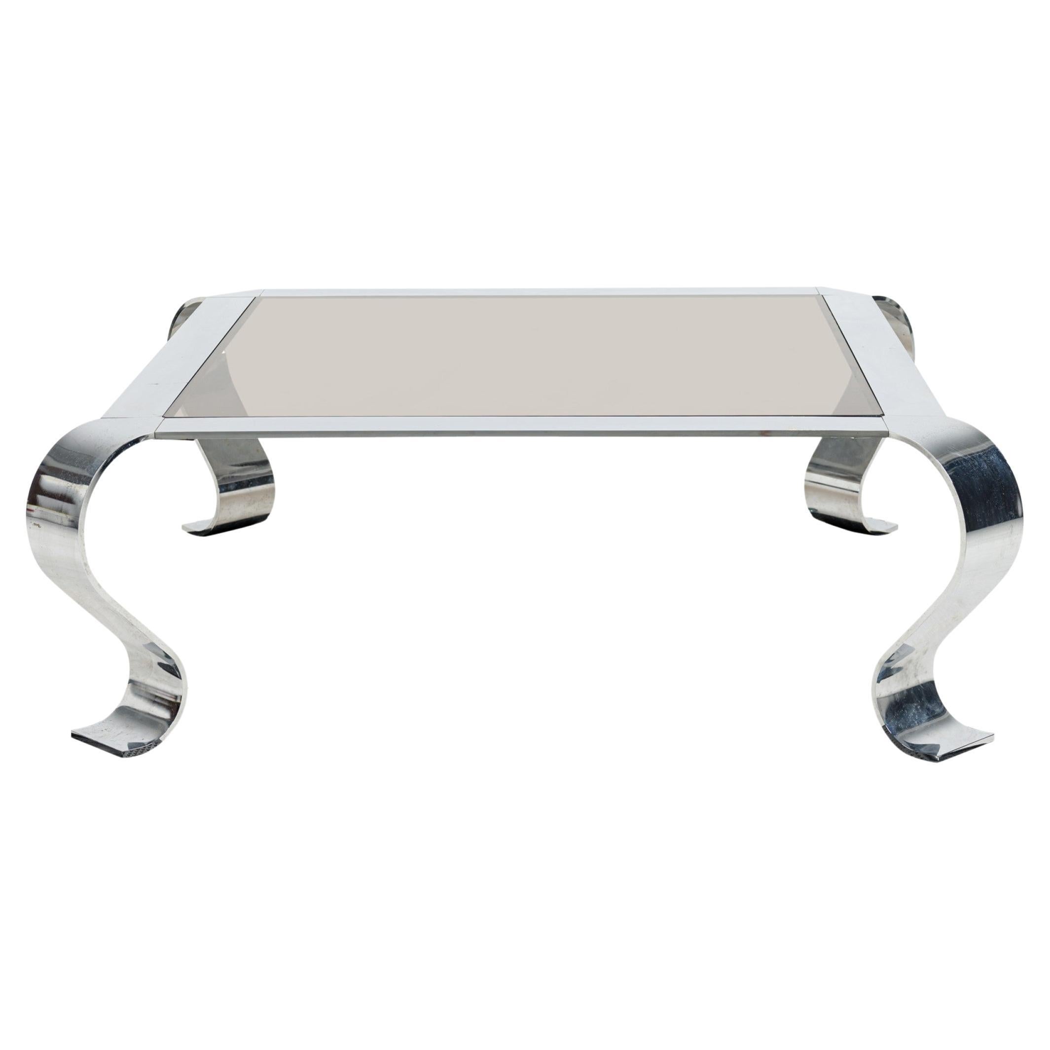 Französischer niedriger Couchtisch aus Chrom und Rauchglas, Francois Monnet, Mitte des Jahrhunderts