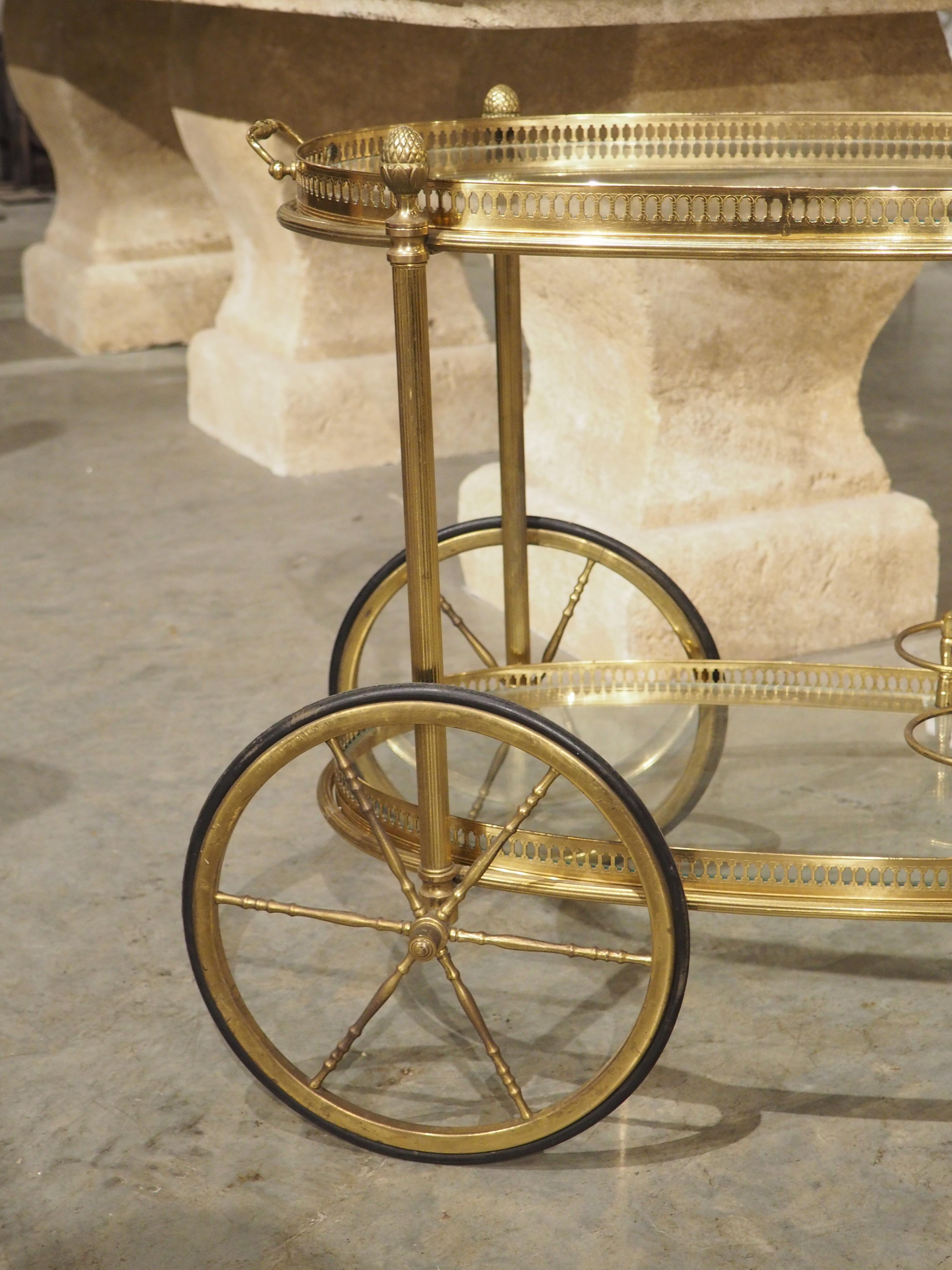 French Mid-Century Gilded Brass and Glass Bar Cart, Attributed to Maison Baguès 7