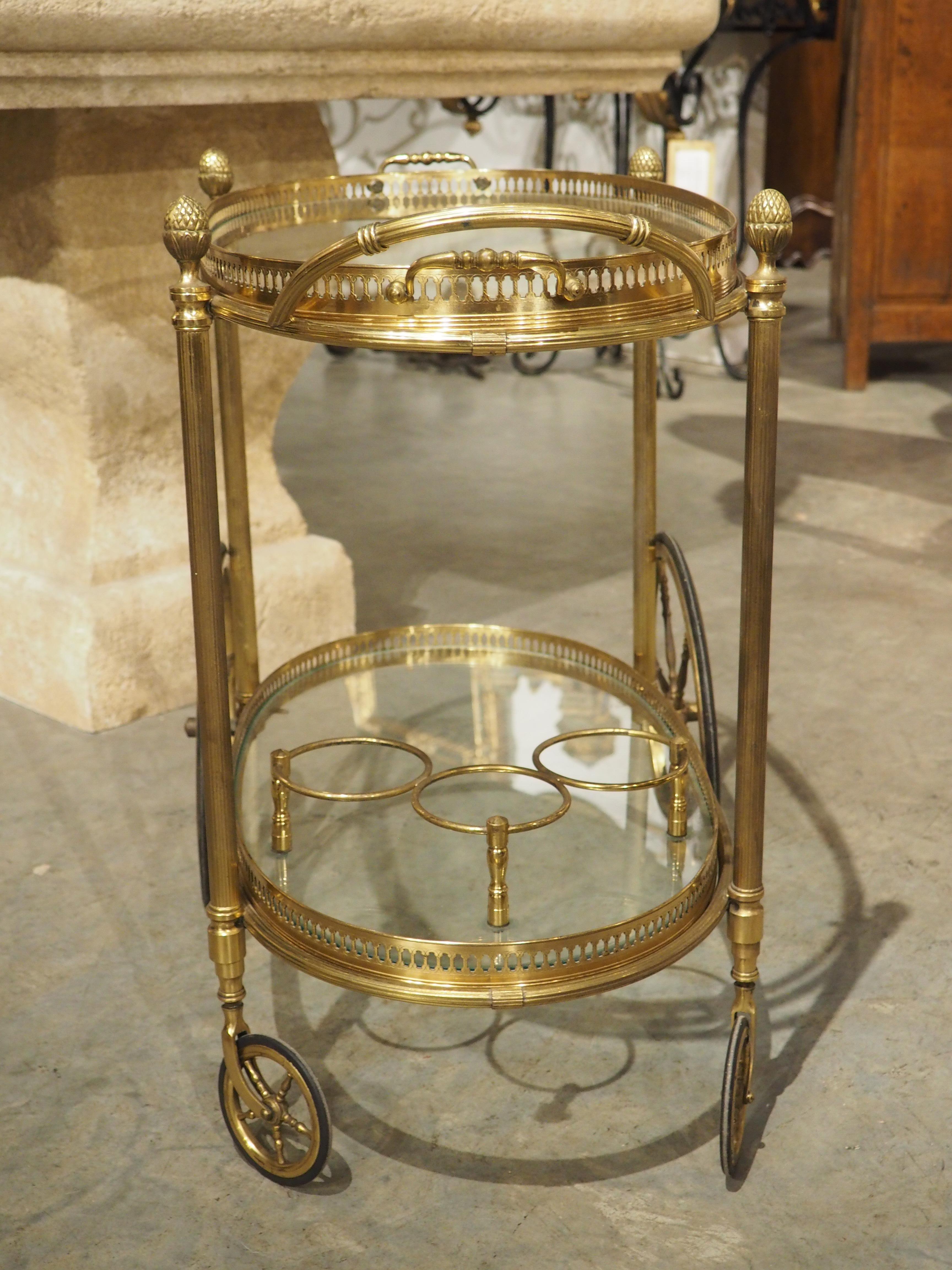French Mid-Century Gilded Brass and Glass Bar Cart, Attributed to Maison Baguès 10