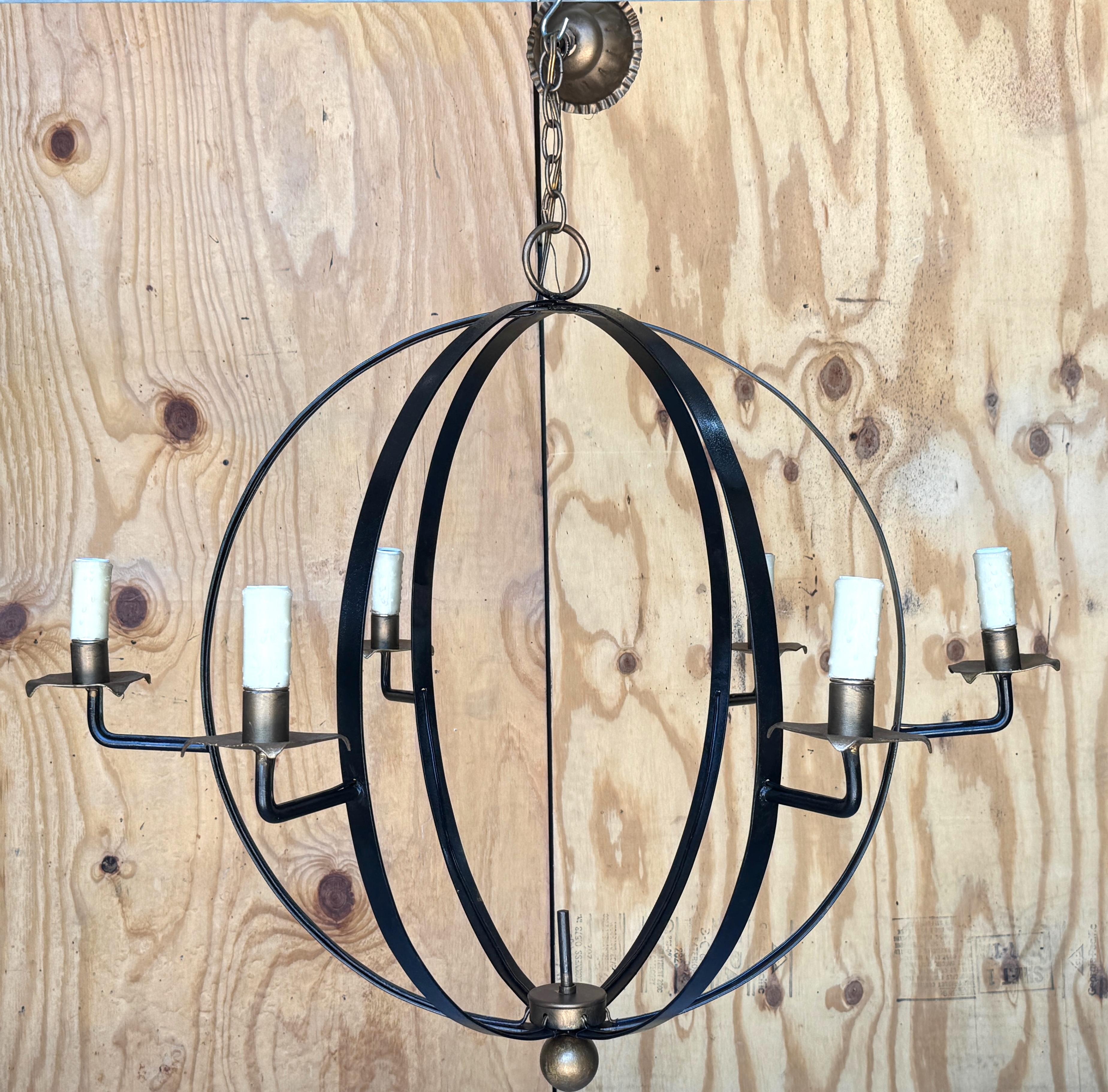 Lampadario a 6 luci con orbita dorata di metà secolo francese con nave galeone nautica in vendita 3