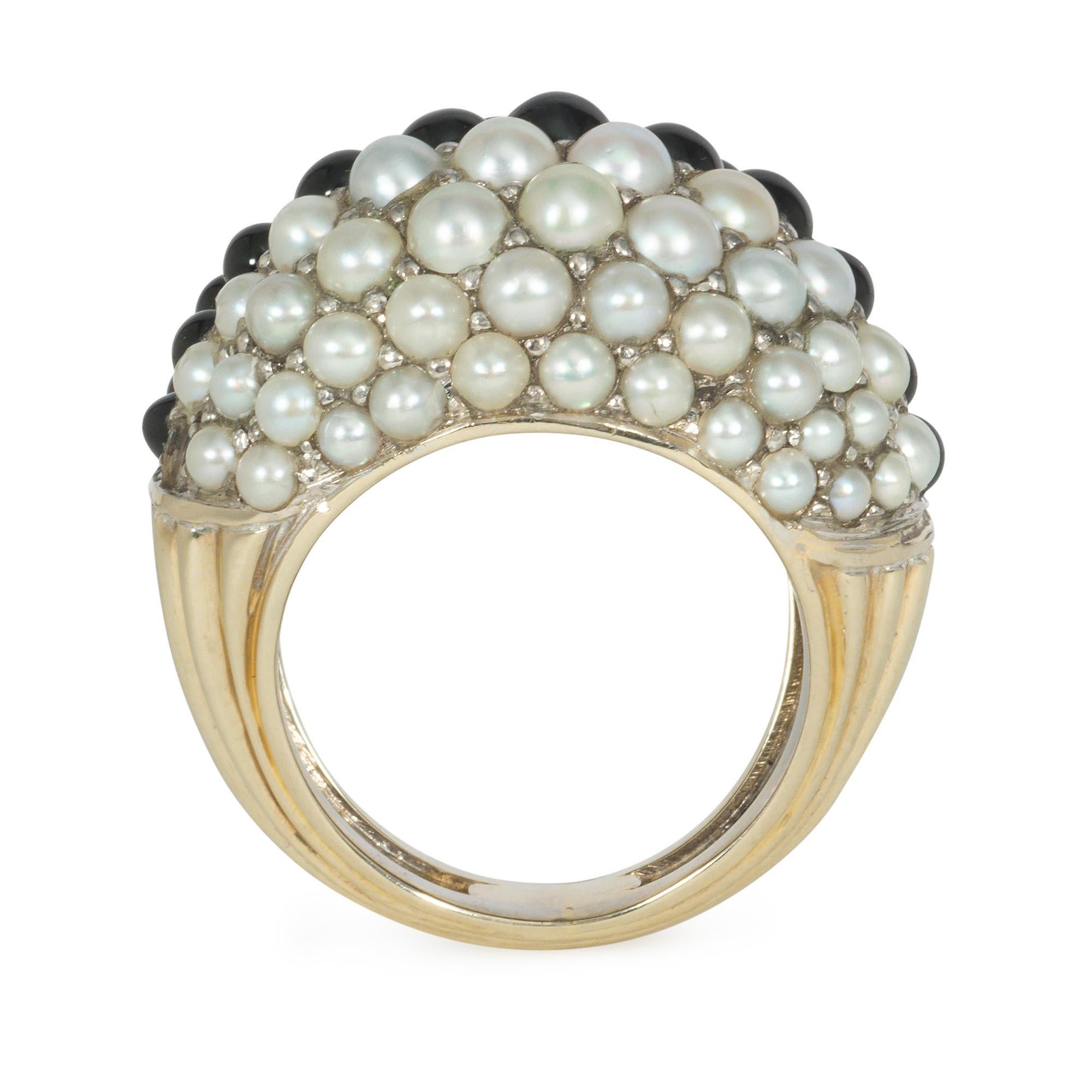 Modern French Mid-Century Gold, Onyx, and Pearl Bombé Ring For Sale