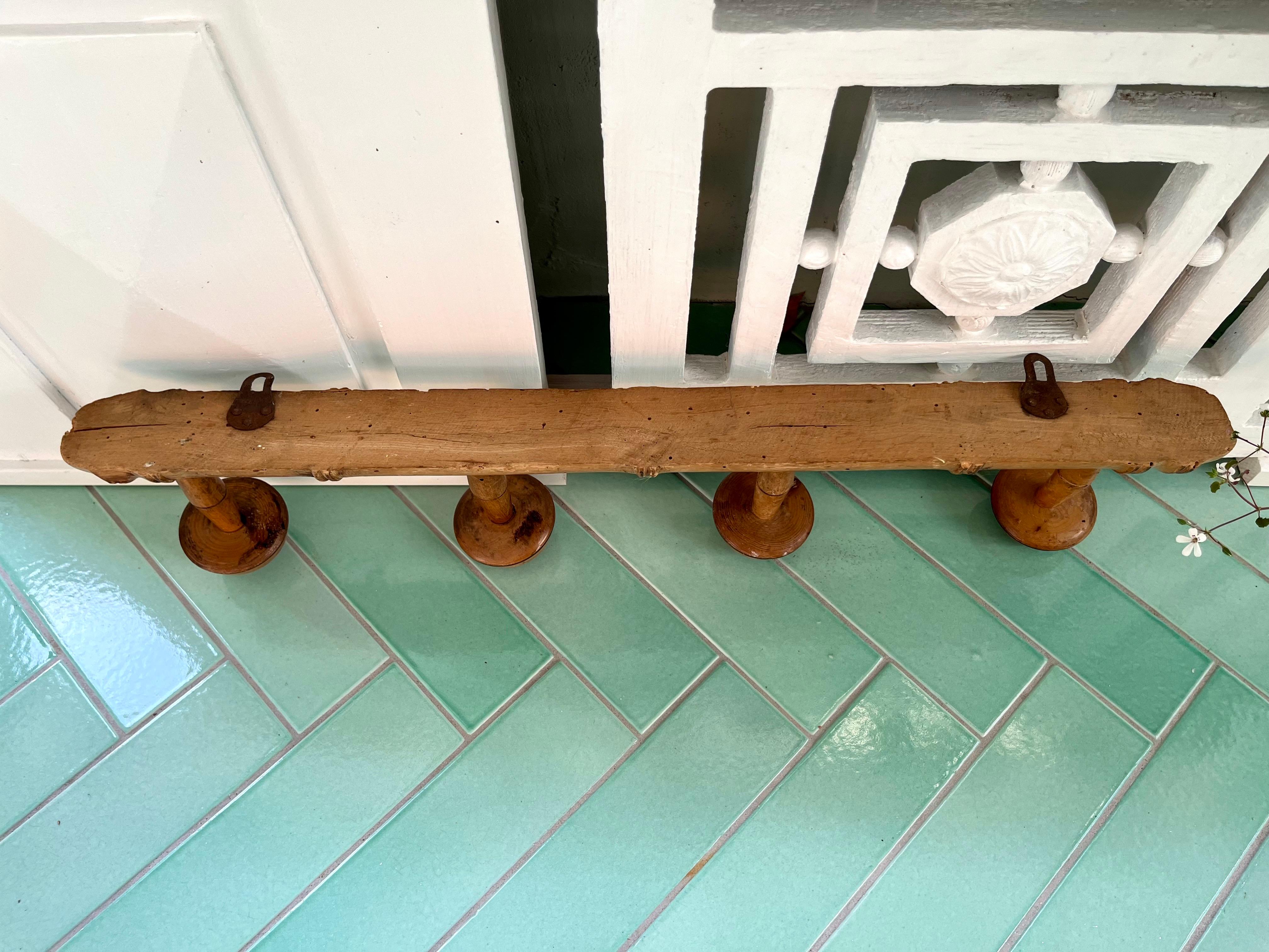 French Mid-Century Hand-Carved Wooden Wall Rack with 4 Hooks, 1940s For Sale 6