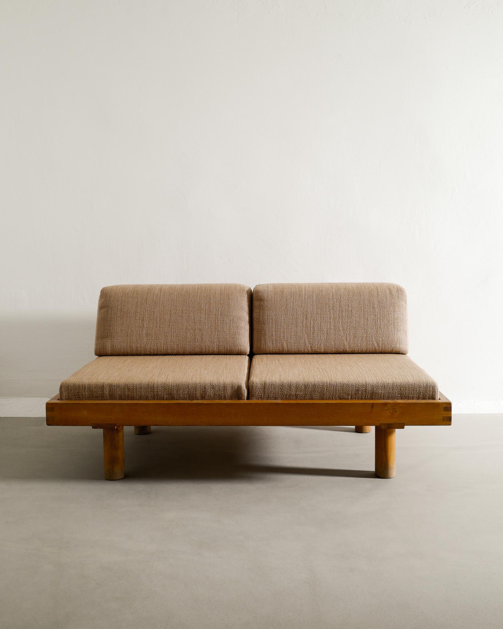 Very rare sofa / bench model 