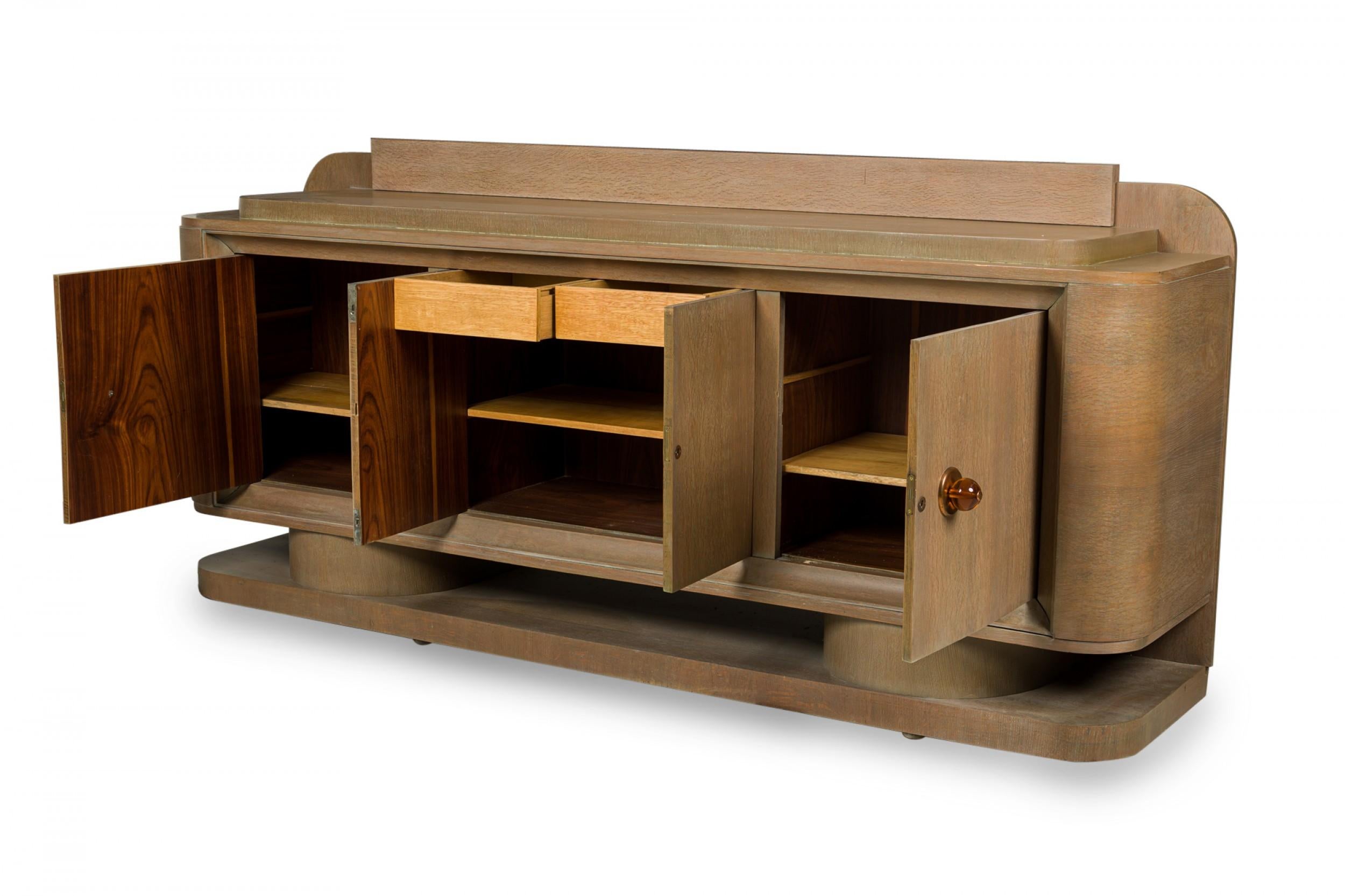 Credenza francese di metà secolo in Oak Oak Oak, stile Jacques Adnet In condizioni buone in vendita a Queens, NY