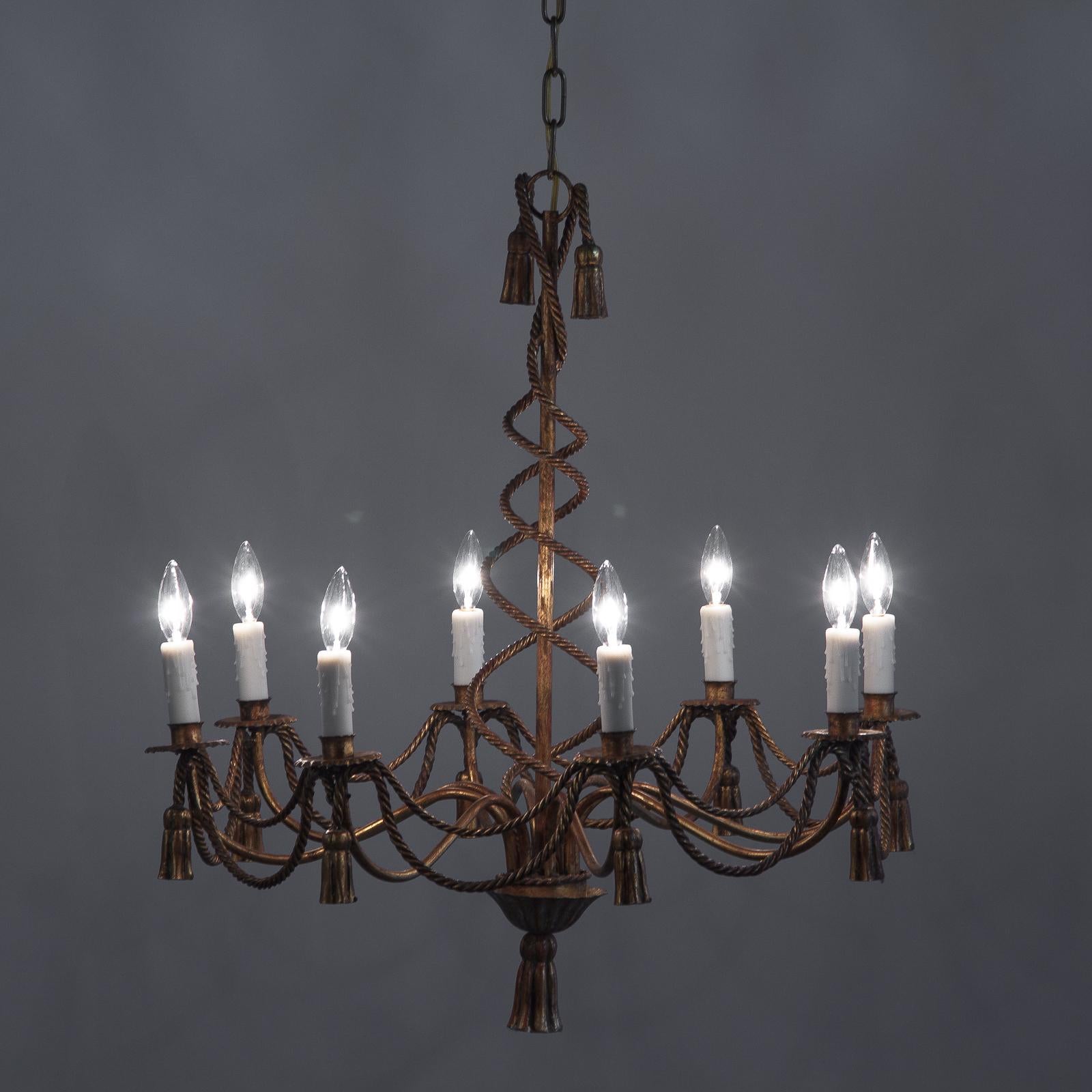 French Midcentury Louis XVI Style Gilded Metal 8-Light Chandelier 6