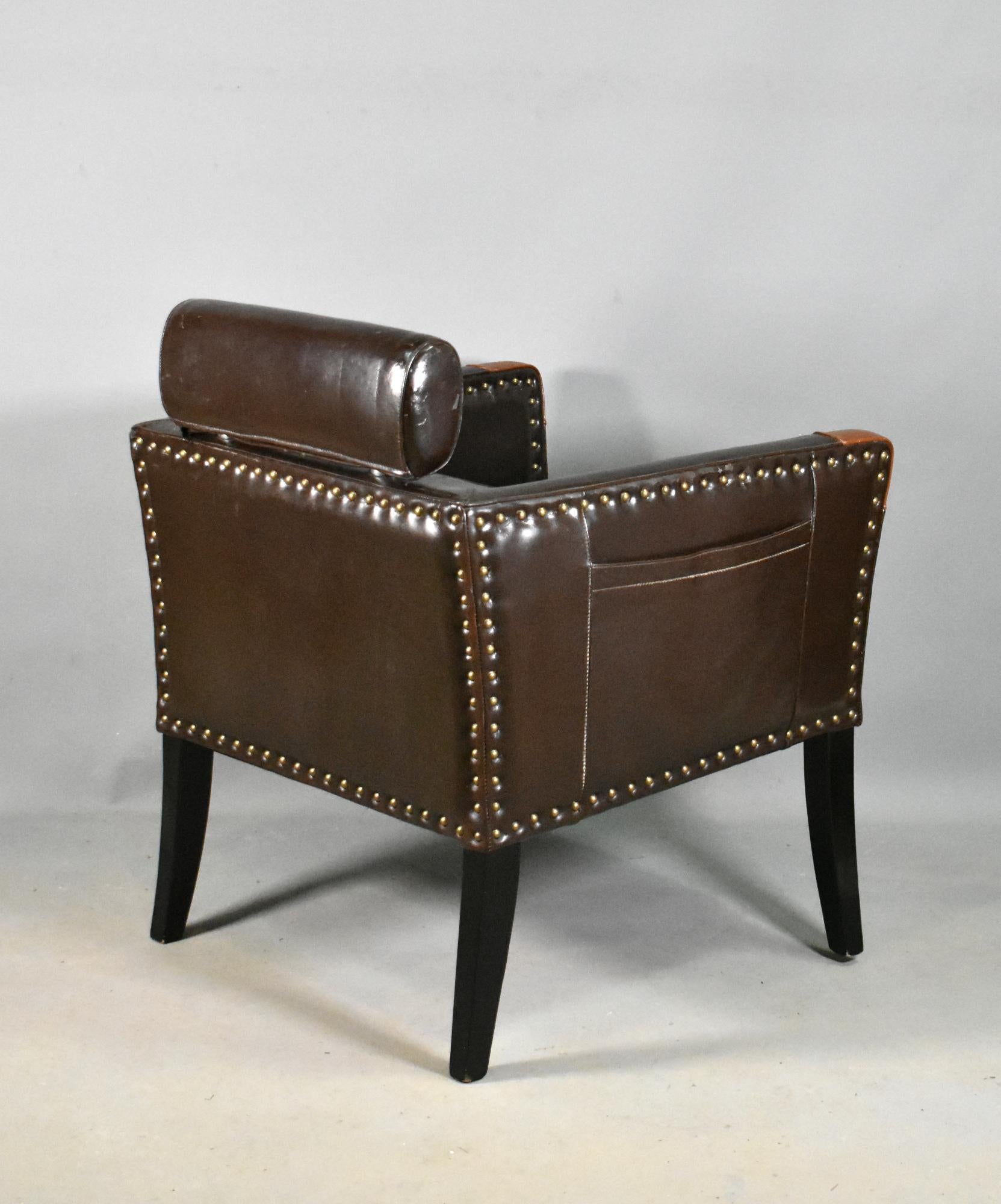 French Mid-Century Lounge Chair in Leatherette For Sale 2