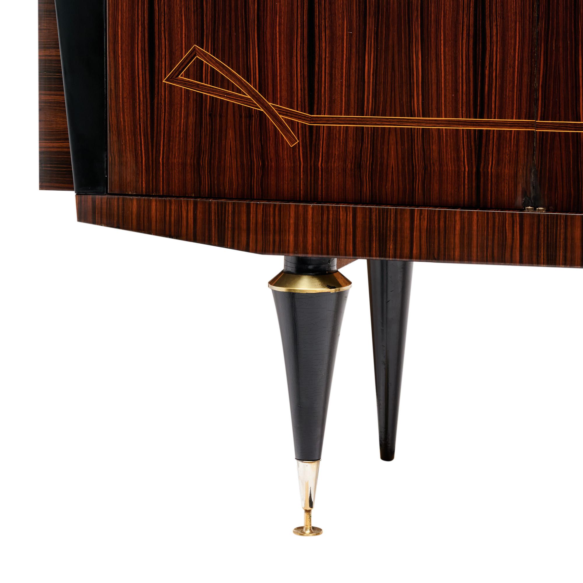 French Mid-Century Macassar Buffet For Sale 1