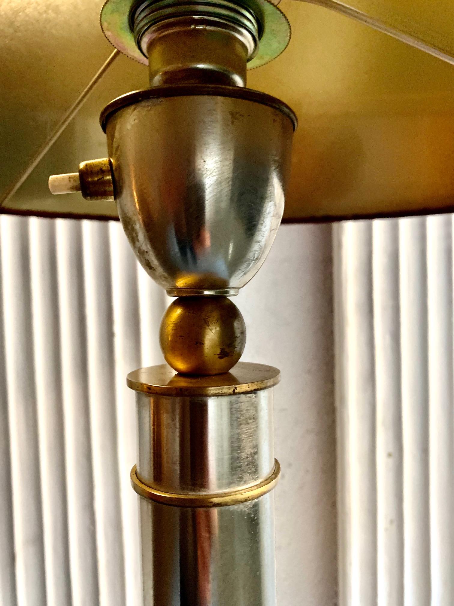 Ferronnerie Lampe de Table Française de Style Maison Jansen du Milieu du Siècle en vente