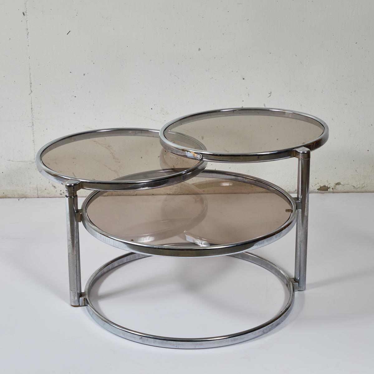 French Mid-Century Modern 1960s Round Glass Top Extending Table 4