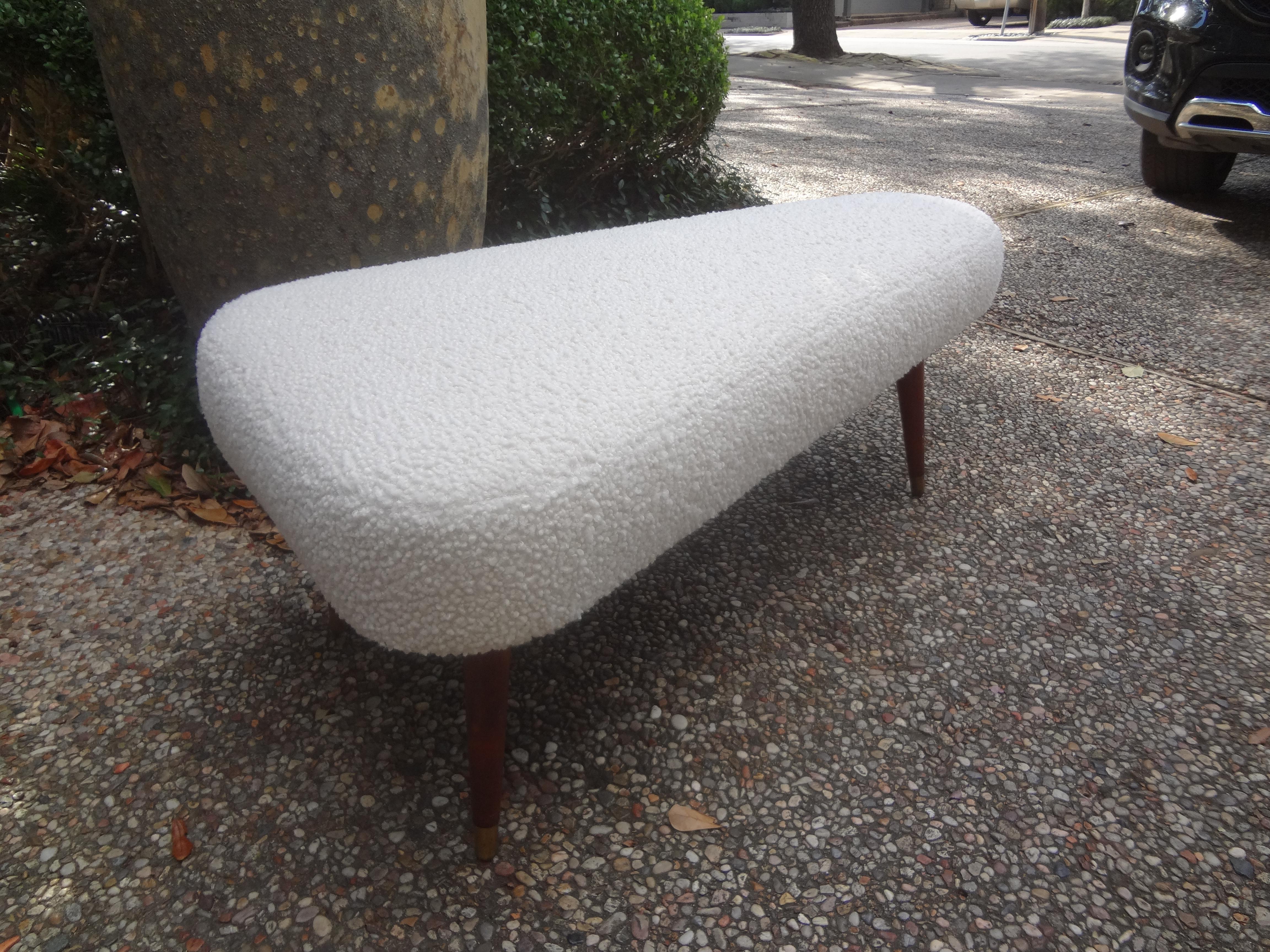 French Mid-Century Modern André Arbus Style Triangular Bench For Sale 3