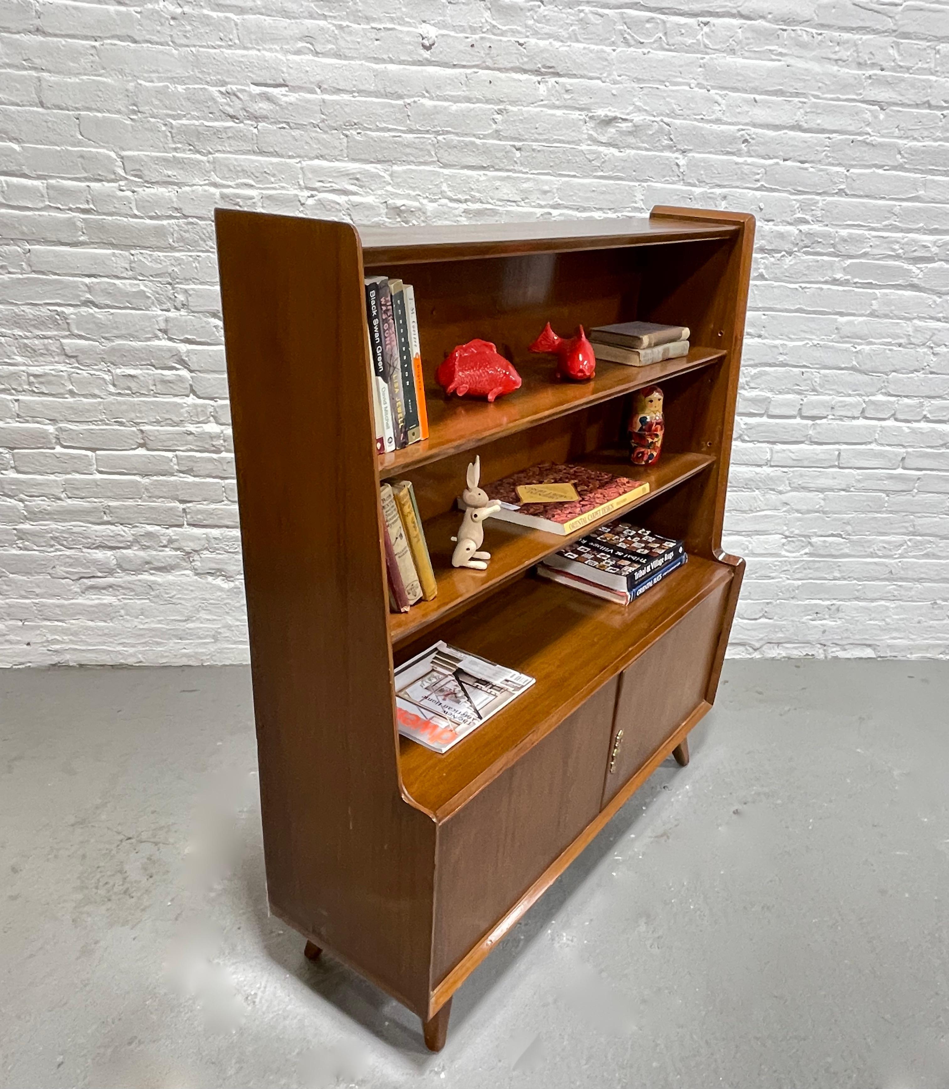 FRENCH Mid Century MODERN BOOKCASE, c. 1950's For Sale 2