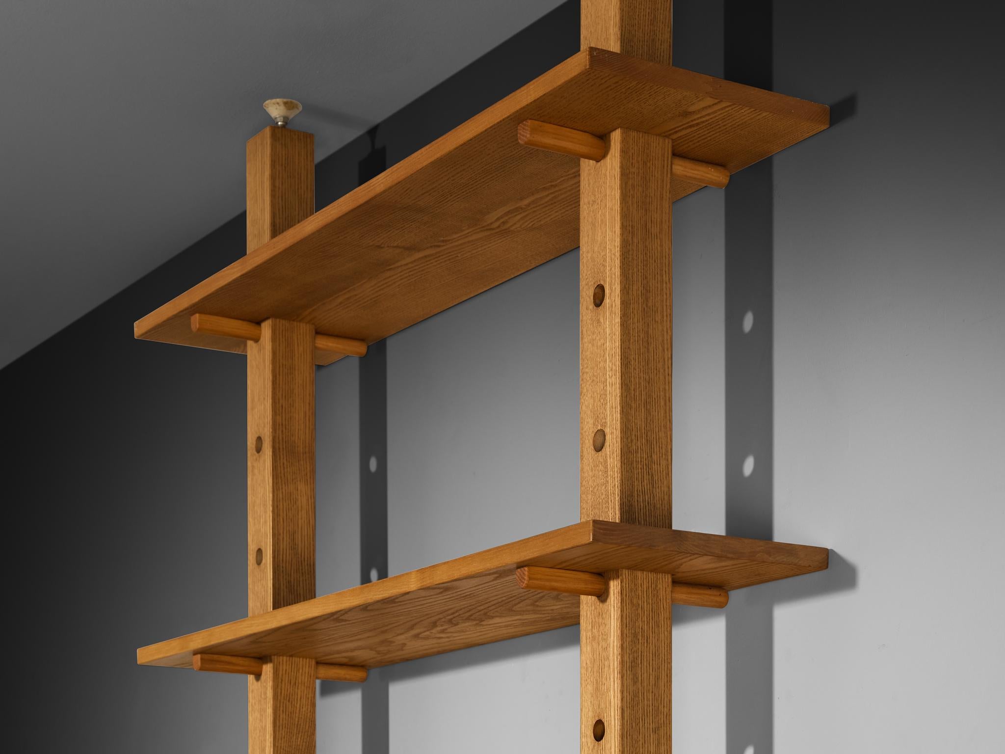 Milieu du XXe siècle French Mid-Century Modern Bookcase or Shelf Unit in Solid Ash en vente