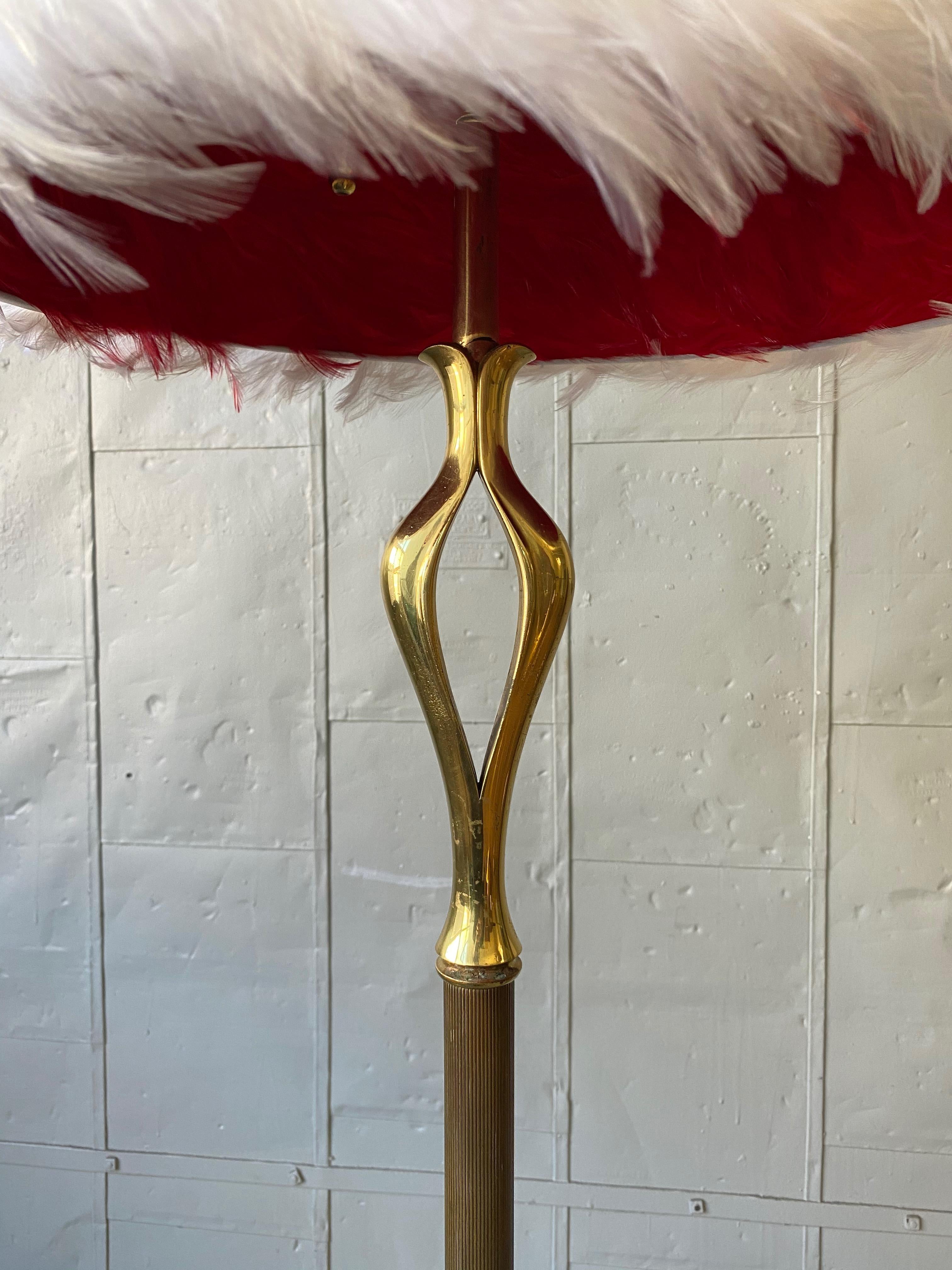 Mid-20th Century French Mid-Century Modern Brass Floor Lamp on a Tripod Base For Sale