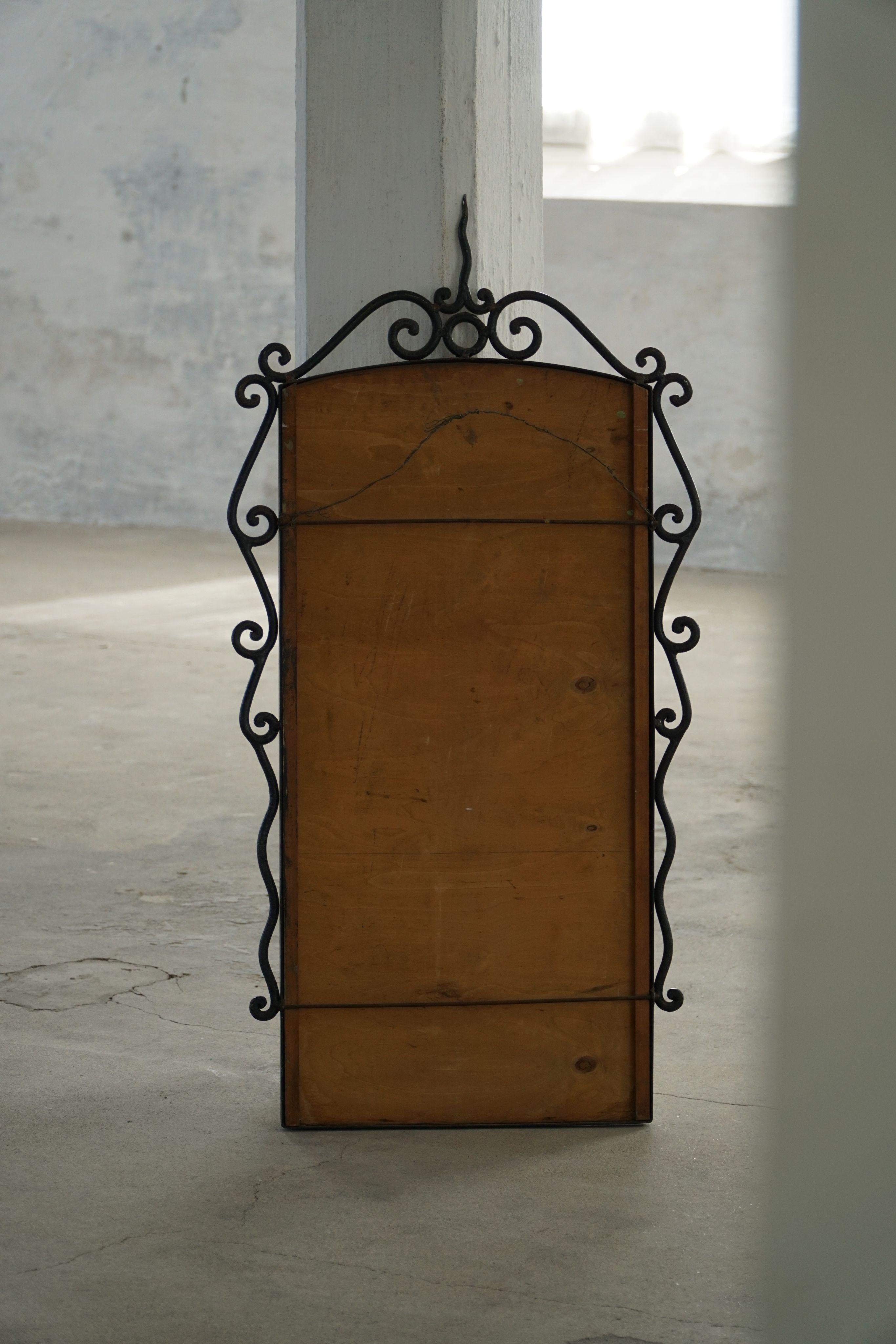 French Mid-Century Modern, Brutalist Wrought Iron Wall Mirror, Made in the 1950s For Sale 3