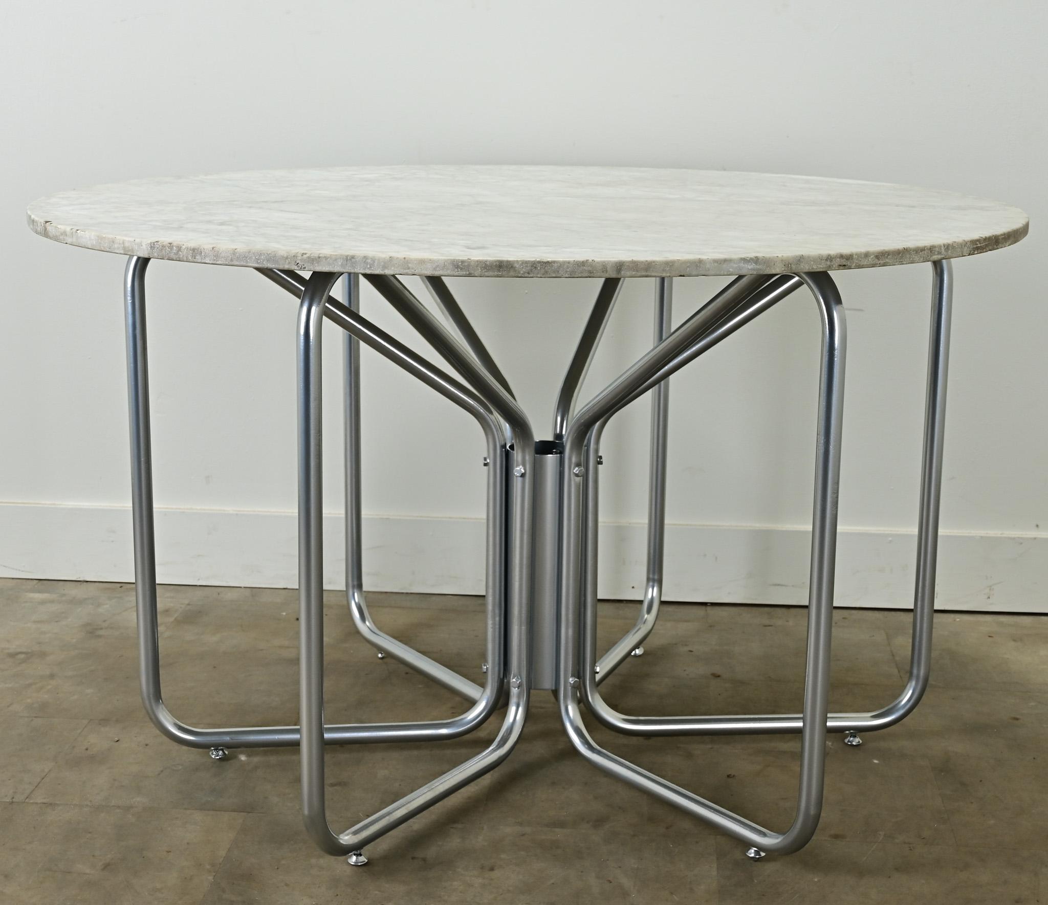 20ième siècle Table centrale française mi-siècle moderne en vente