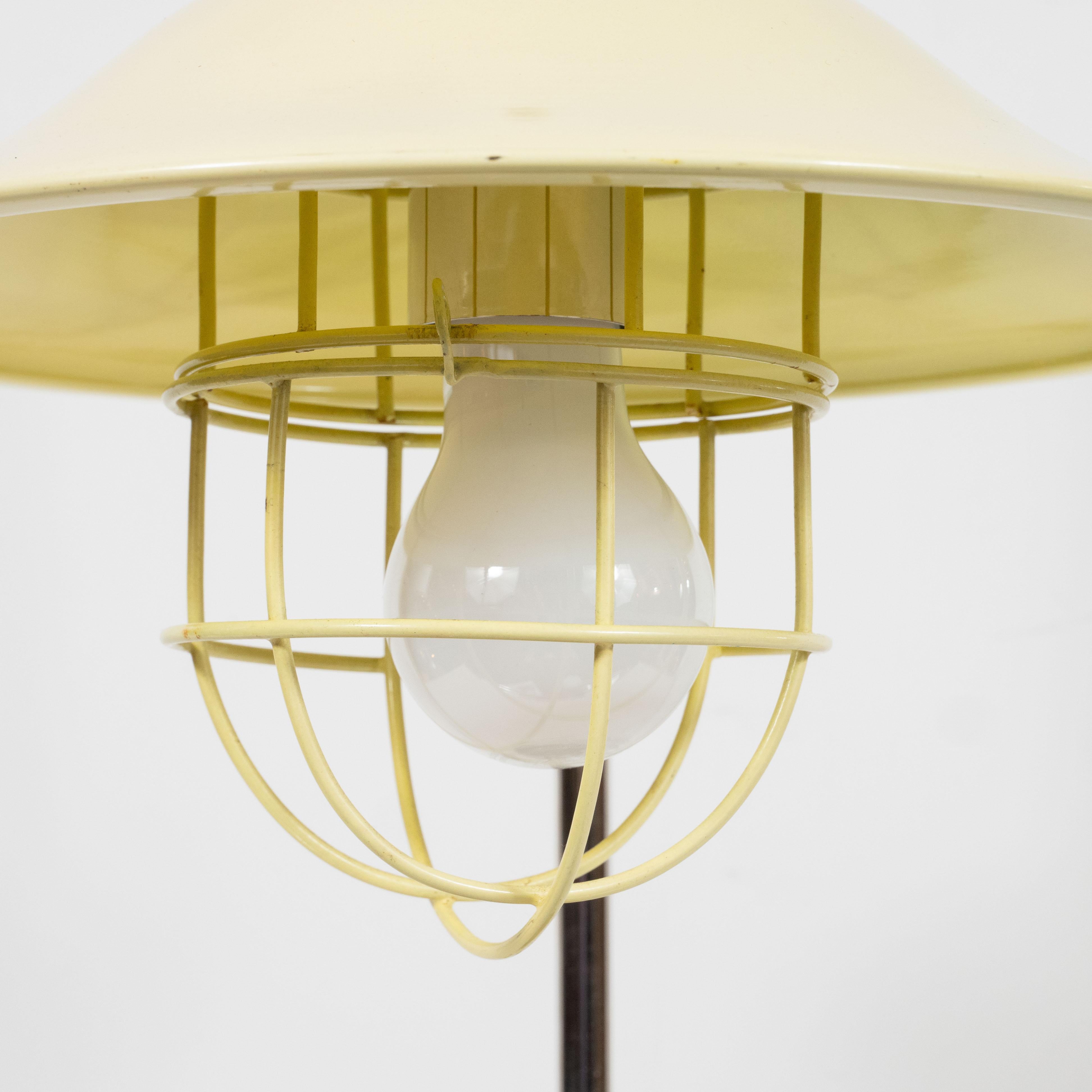 French Mid-Century Modern Chrome and Lemon Cream and Black Enamel Table Lamp For Sale 2
