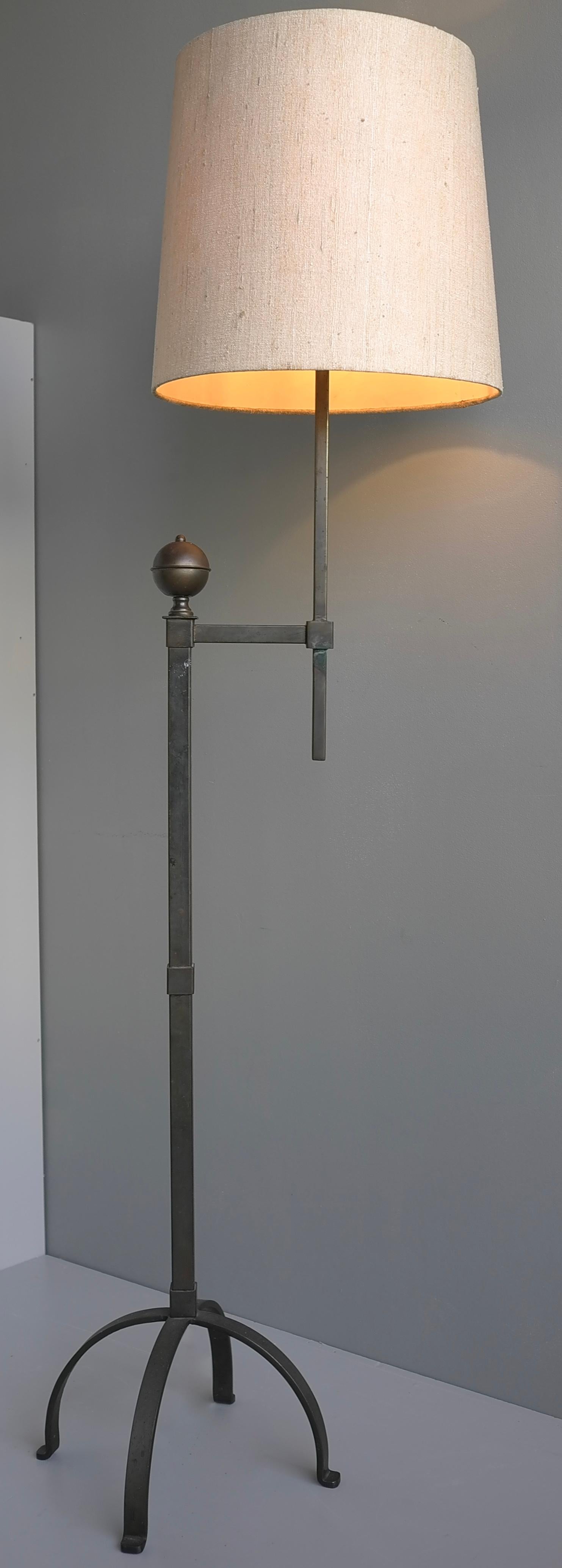 French Mid-Century Modern Copper and steel Patina Floor lamp 1950's For Sale 4