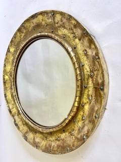 Espejo artesano francés de mediados de siglo, redondo, de latón y cobre, París, 1970