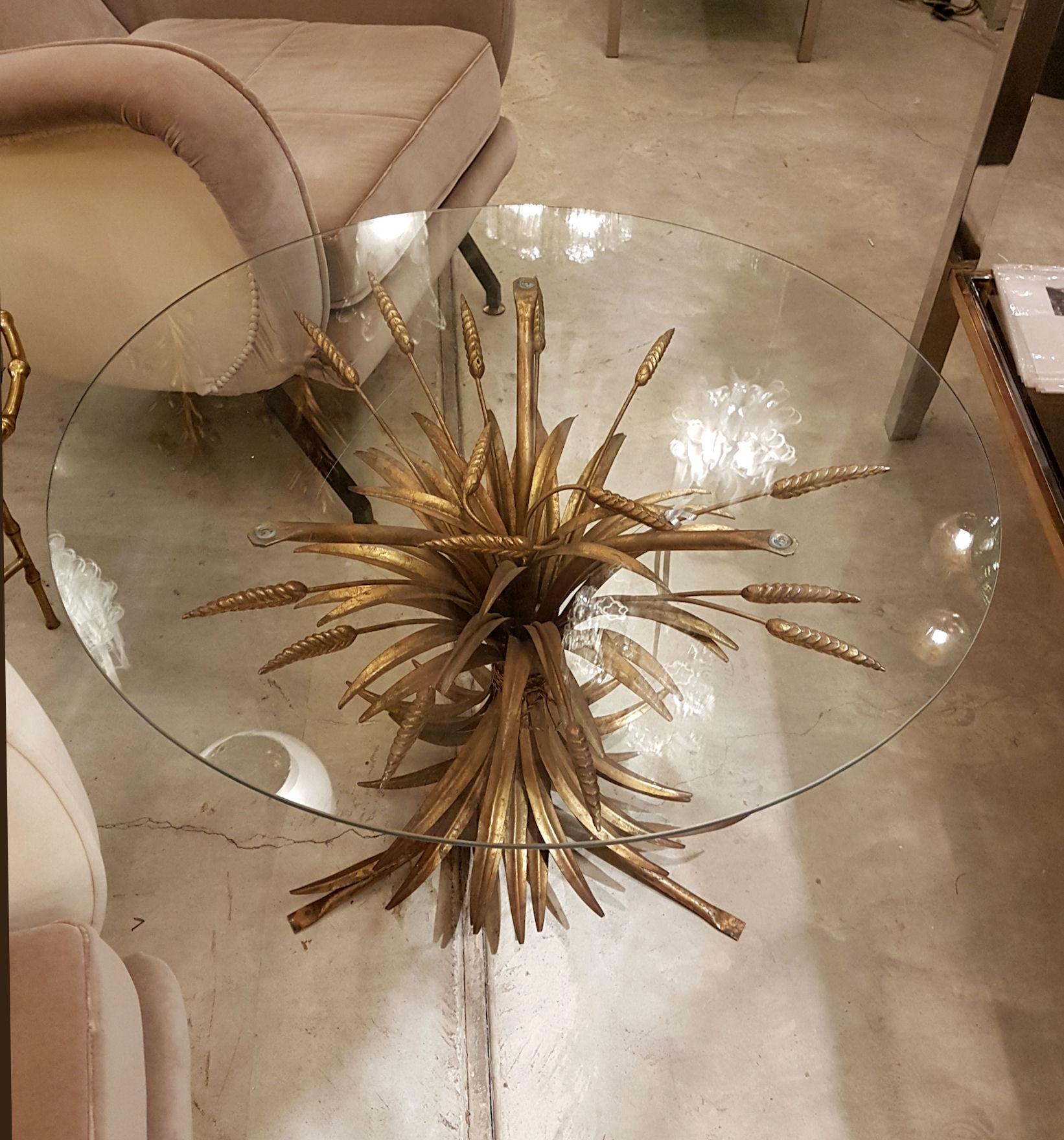 French Mid-Century Modern Gilt Wheat Leaf Coffee/Side Table, Coco Chanel Style In Good Condition In Dallas, TX
