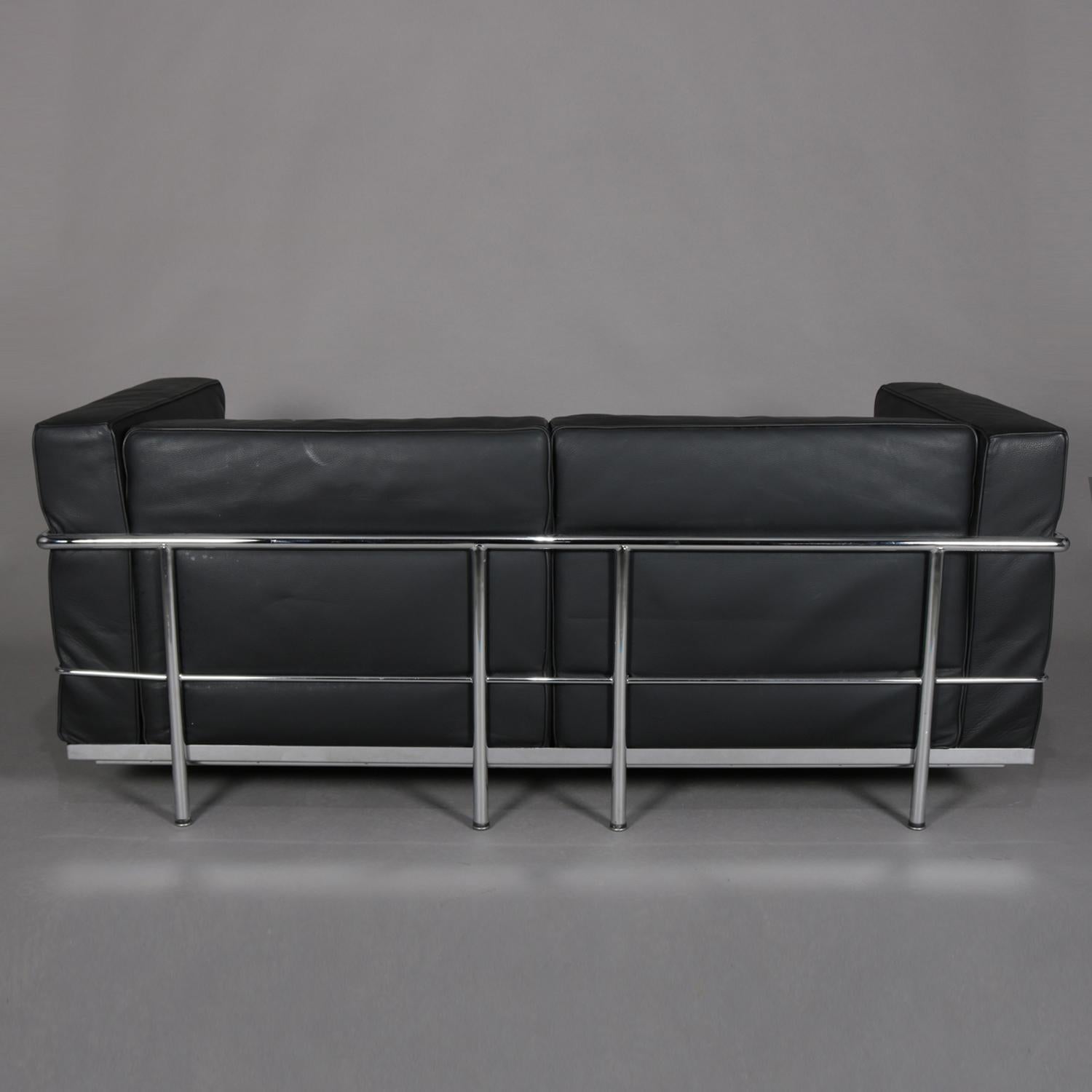 French Mid-Century Modern Leather & Chrome Cube Sofa by Le Corbusier In Good Condition In Big Flats, NY