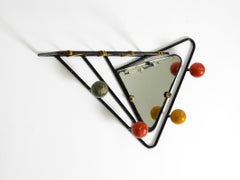 Appendiabiti da parete in metallo francese del Mid Century Modern con mensola e specchio