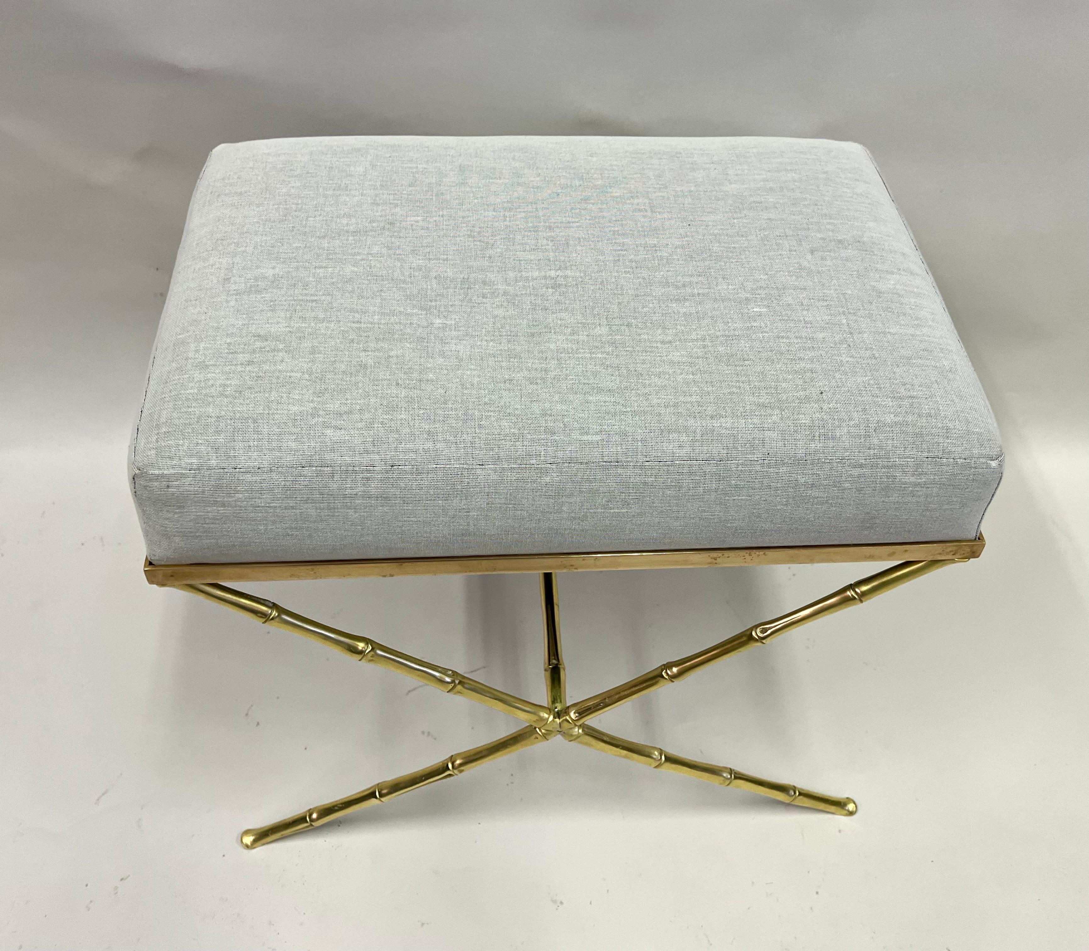 French Mid-Century Modern Neoclassical Brass Faux Bamboo Bench by Maison Baguès For Sale 4