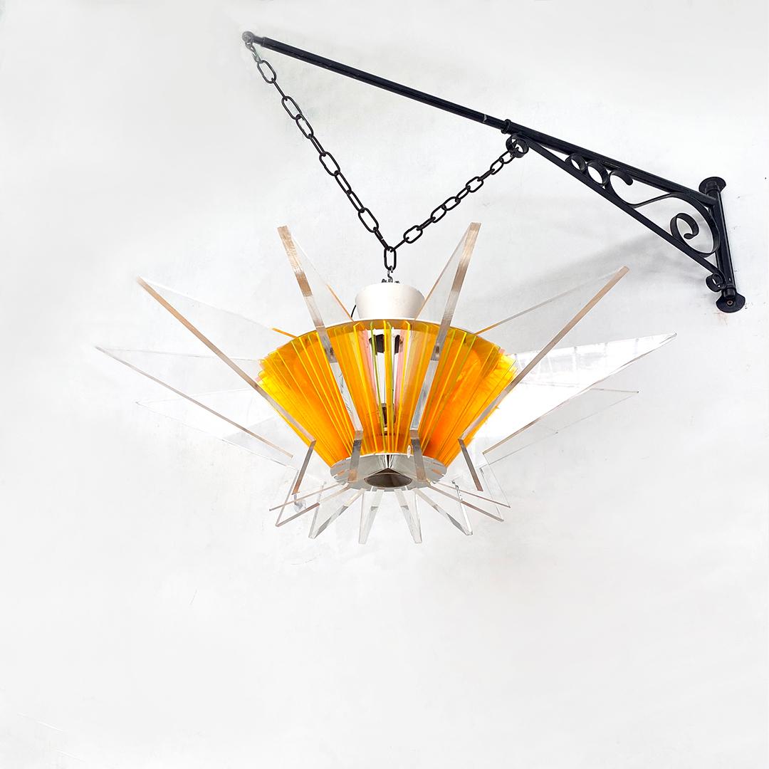 Metal French Mid-Century Modern Plexiglass Chandelier with Geometric Structure, 1980s For Sale