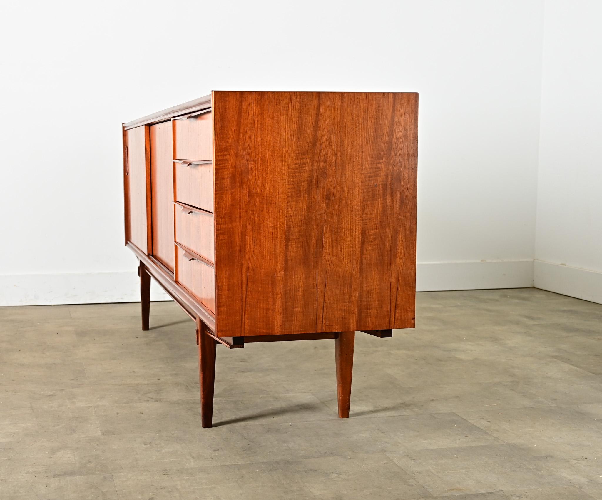Credenza francese del Mid Century Modern in vendita 6