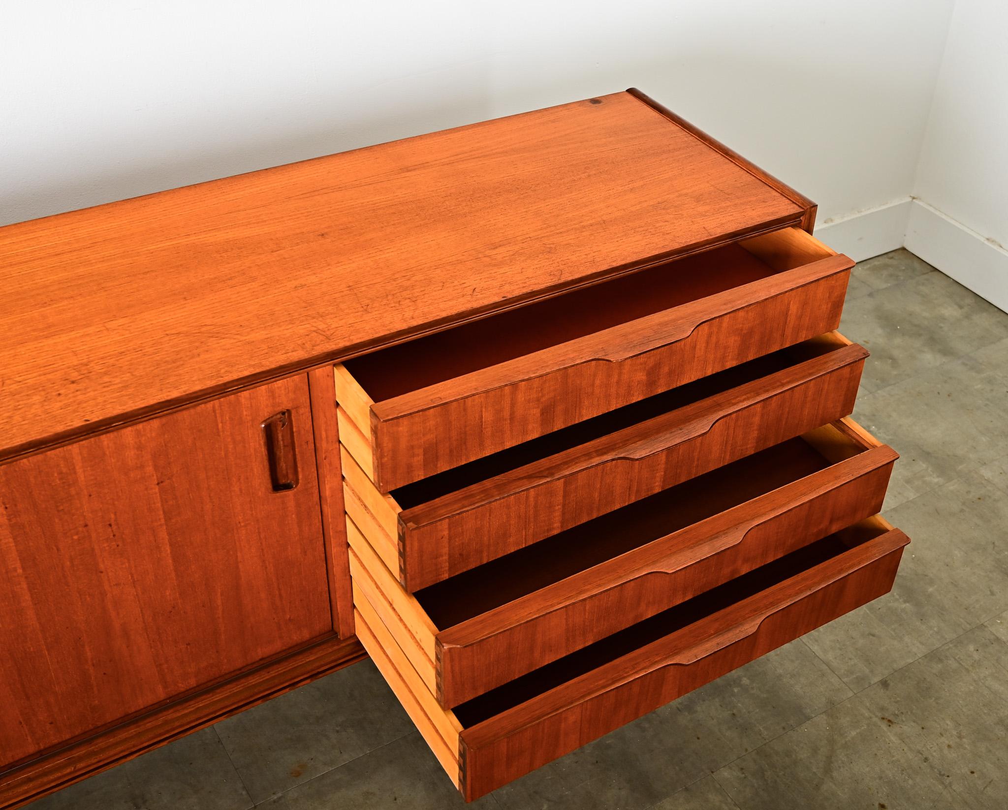 XX secolo Credenza francese del Mid Century Modern in vendita