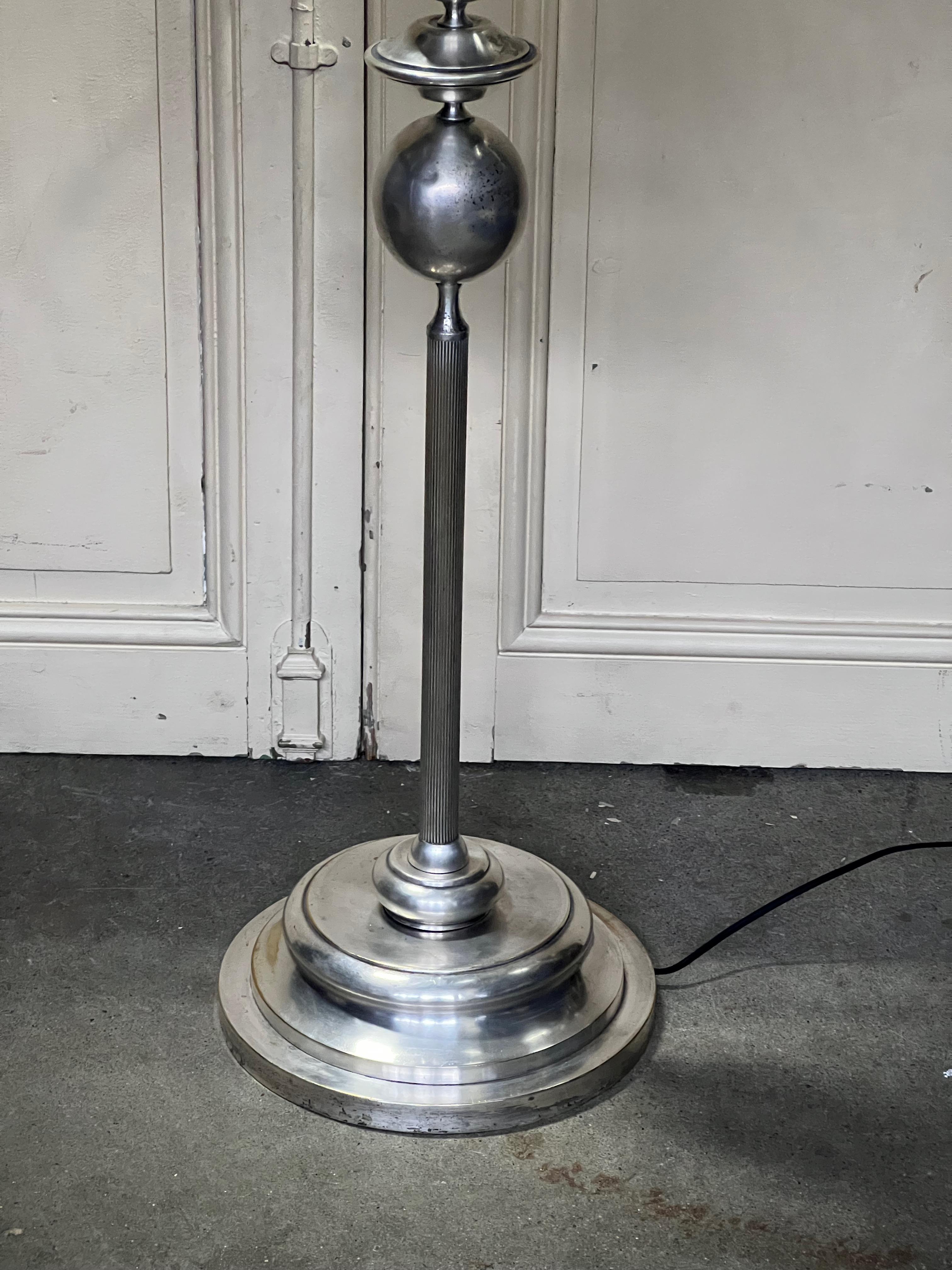 French Mid Century Modern Silvered Floor Lamp In Good Condition For Sale In Buchanan, NY