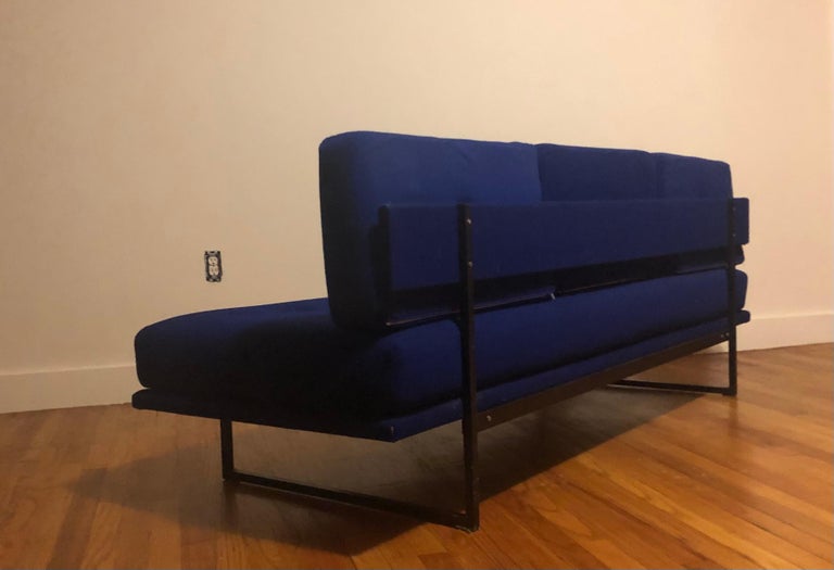 French Mid-Century Modern Sofa / Day Bed by A R P & Yves Klein Blue Style Fabric For Sale 1