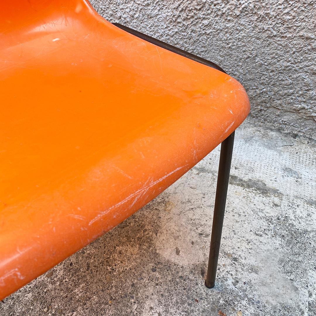 French Mid-Century Modern Stackable Orange Plastic Chairs, 1970s For Sale 2