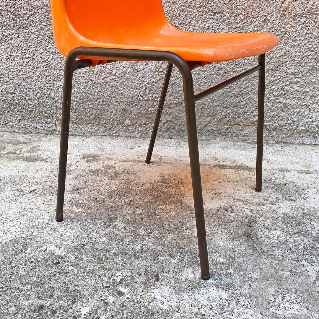 French Mid-Century Modern Stackable Orange Plastic Chairs, 1970s For Sale 4