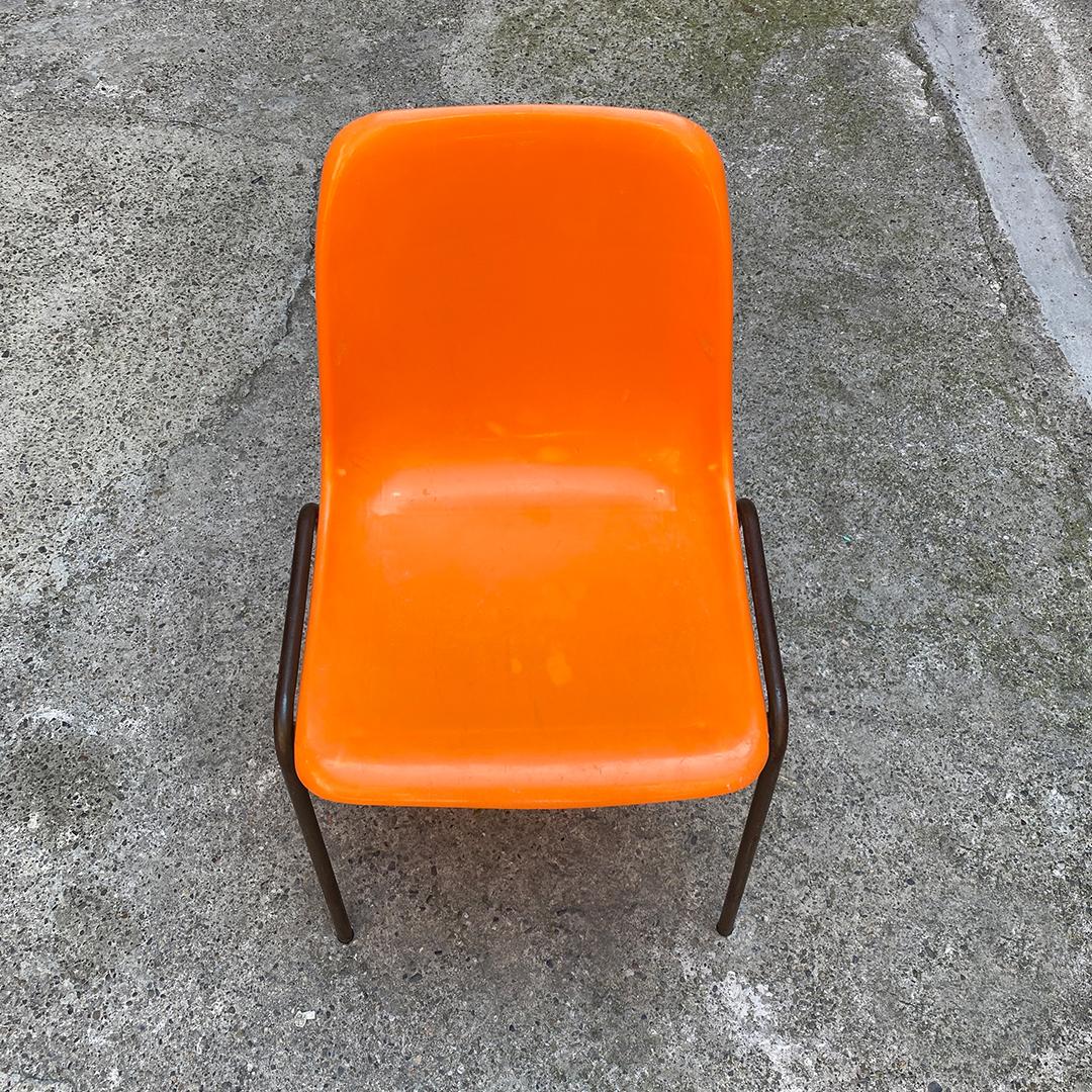 Metal French Mid-Century Modern Stackable Orange Plastic Chairs, 1970s For Sale