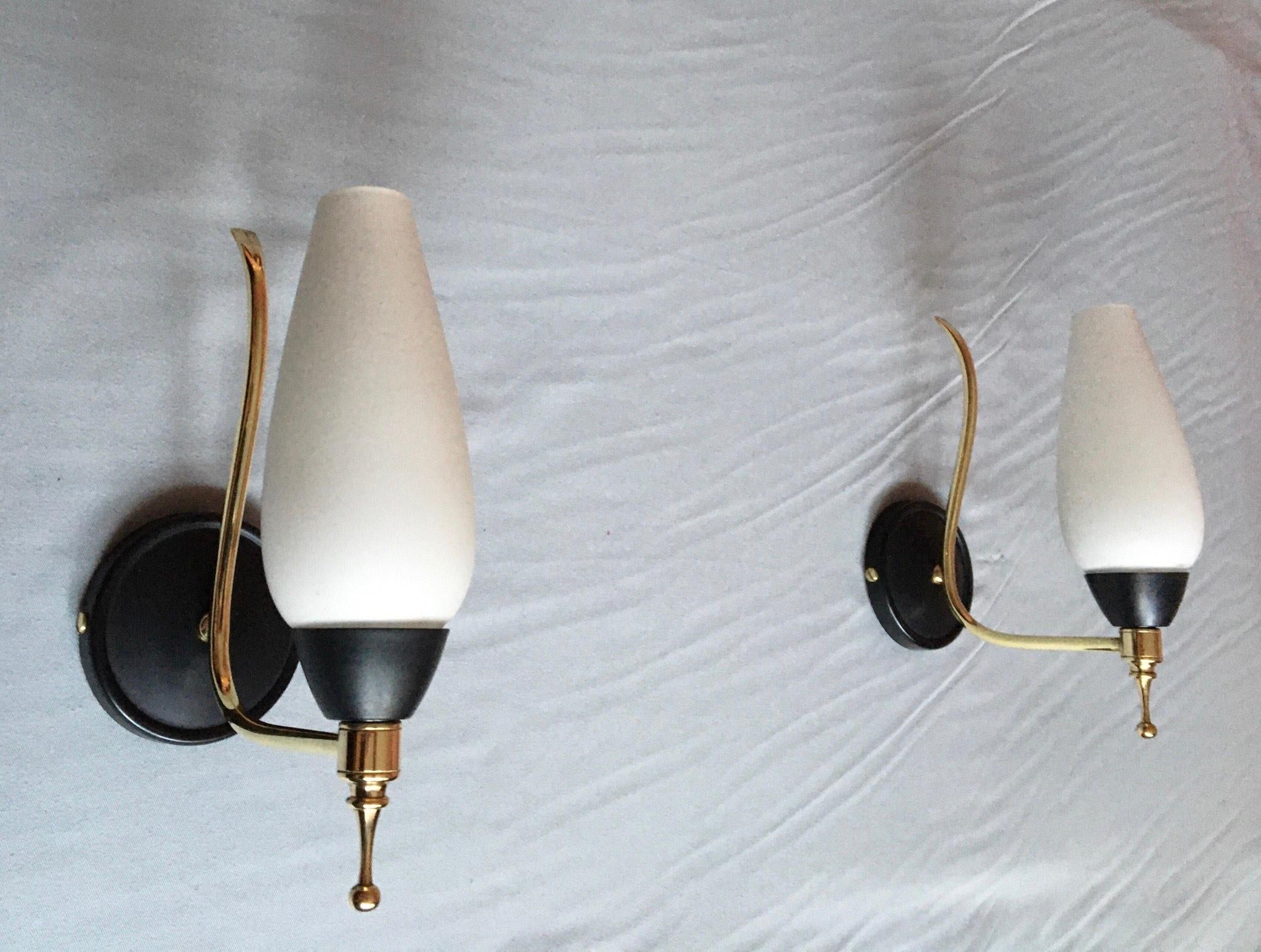 French Mid-Century Modern Style Black Gilt Brass Sconces, 1950 For Sale 5
