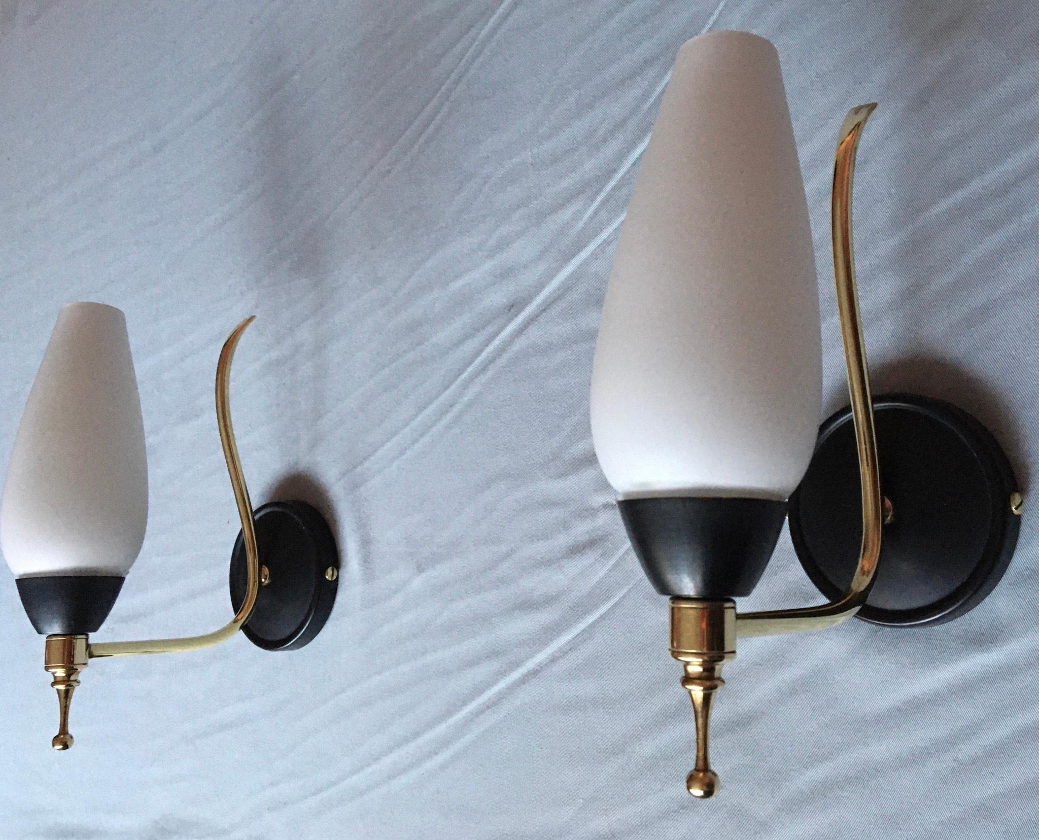 French Mid-Century Modern Style Black Gilt Brass Sconces, 1950 For Sale 6