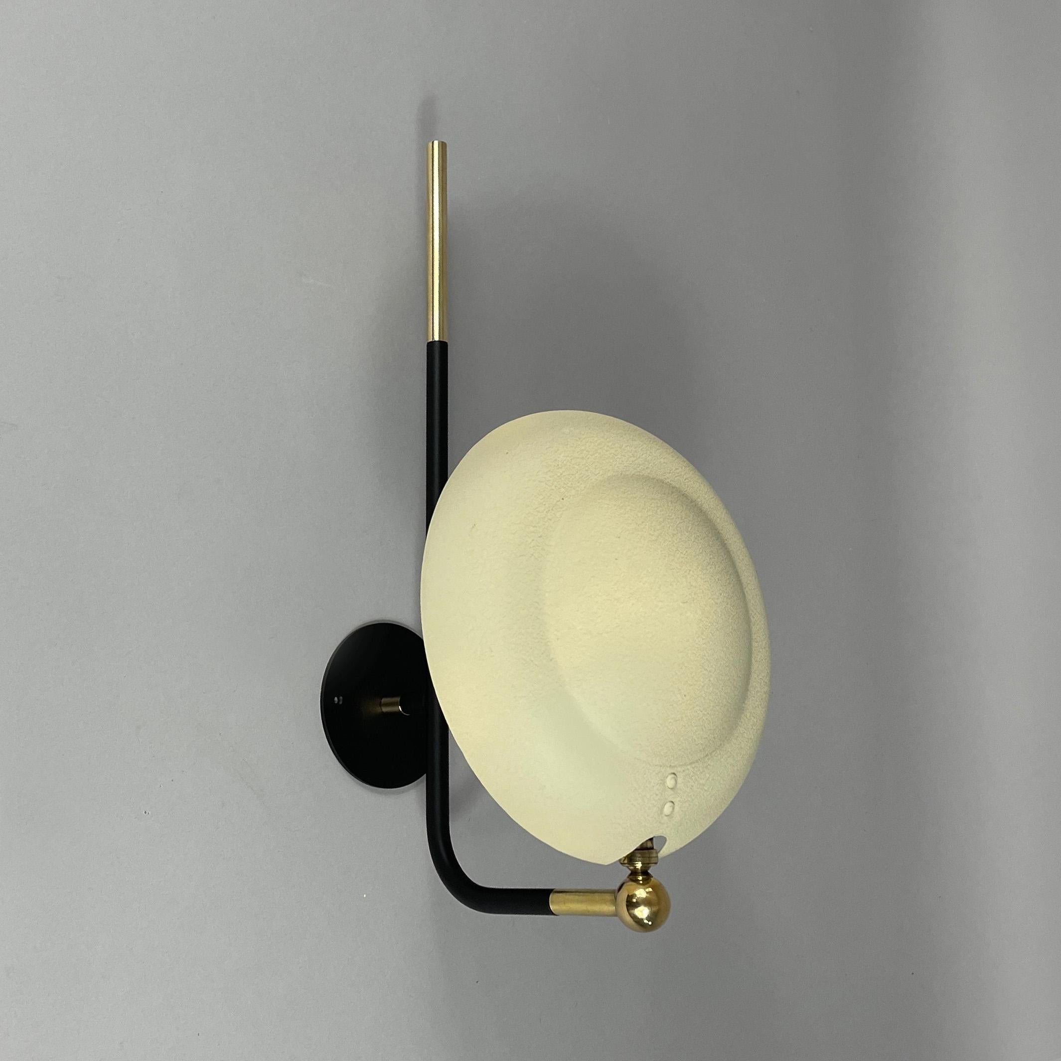 French Mid-Century Modernist Wall Light, 1950s For Sale 4