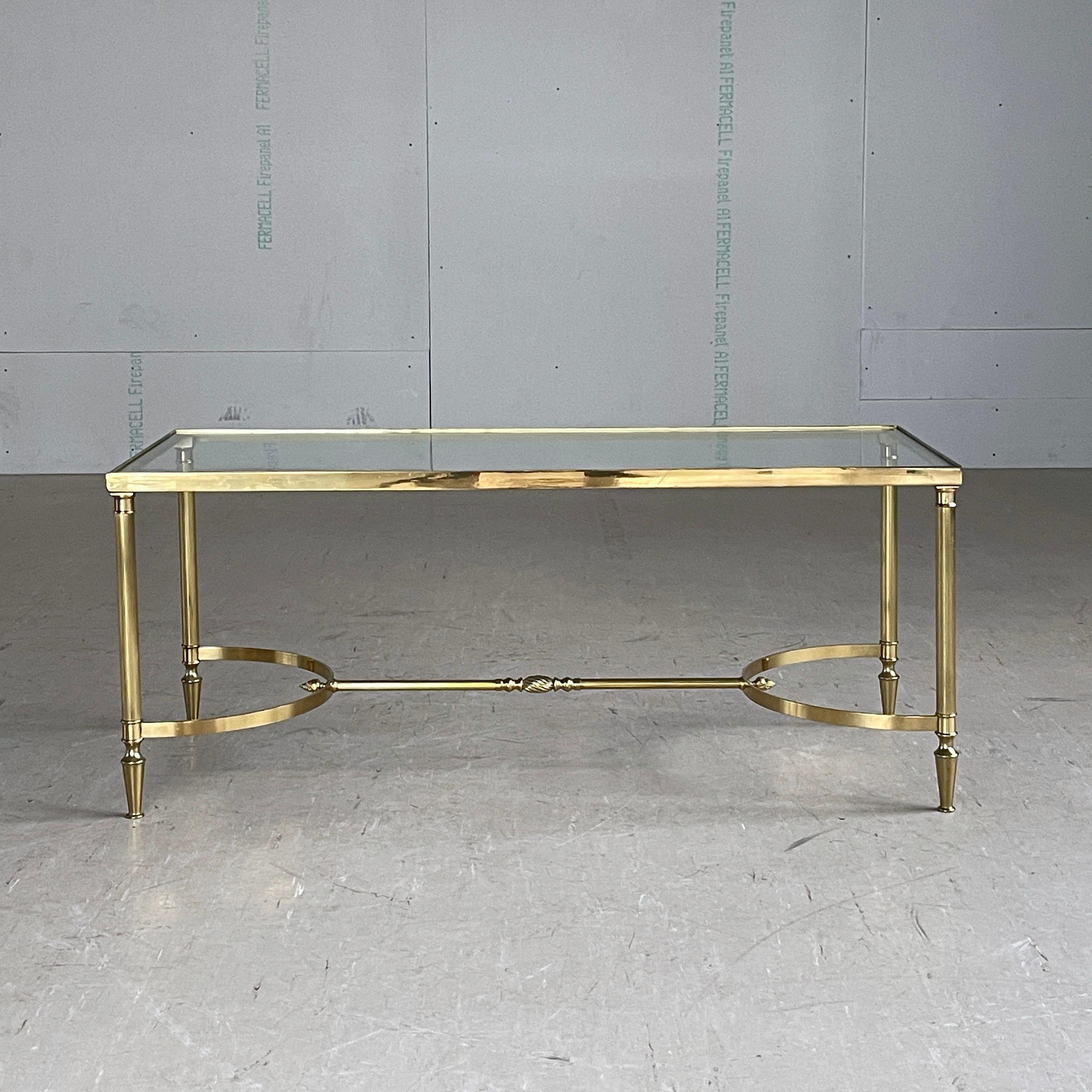 Metal French Mid Century Neoclassical / Hollywood Regency brass coffee table For Sale