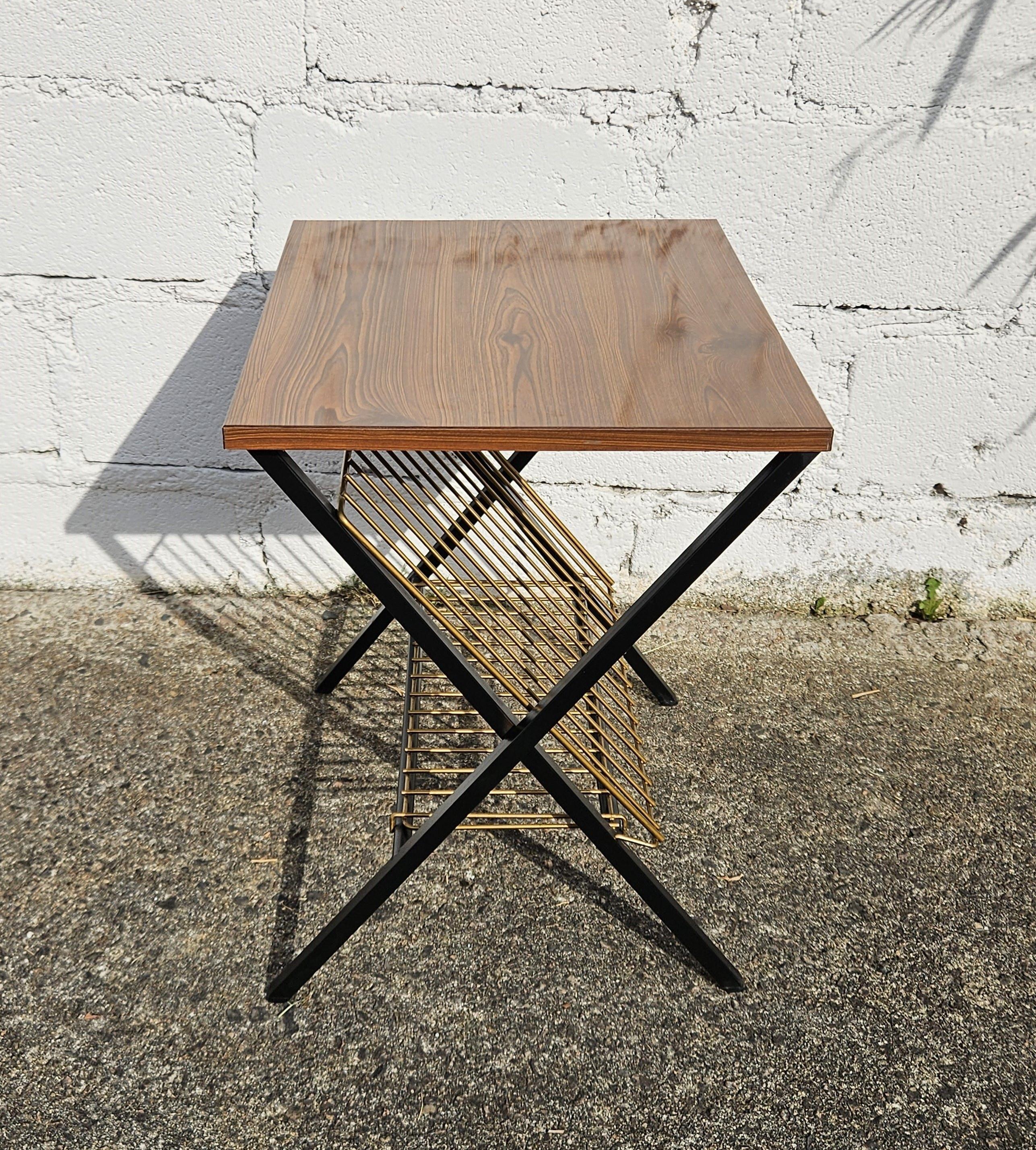 Französisch Mid Century Formica Messing Phono Tisch-Magazin Konsole Tisch-60s im Angebot 5